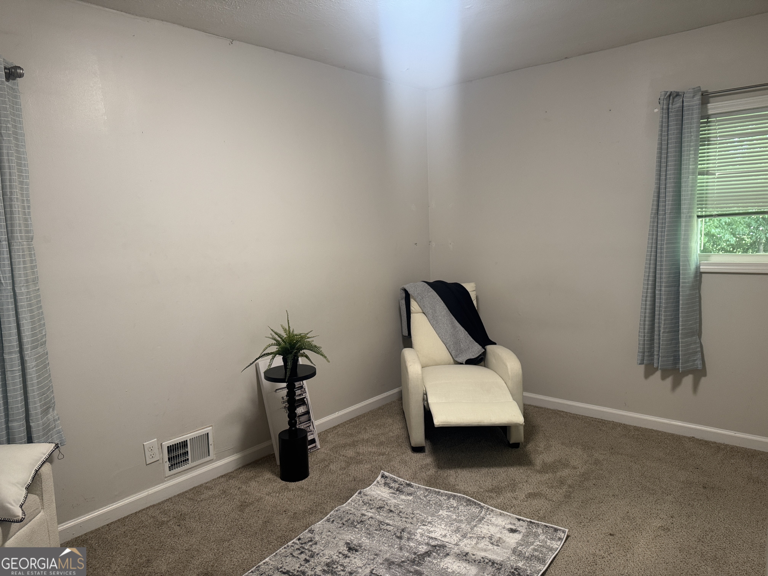 6053 Bowden Street Property Photo 21