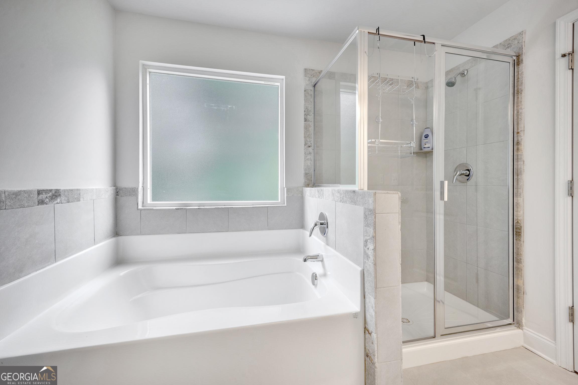 10160 Benton Woods Drive Property Photo 10