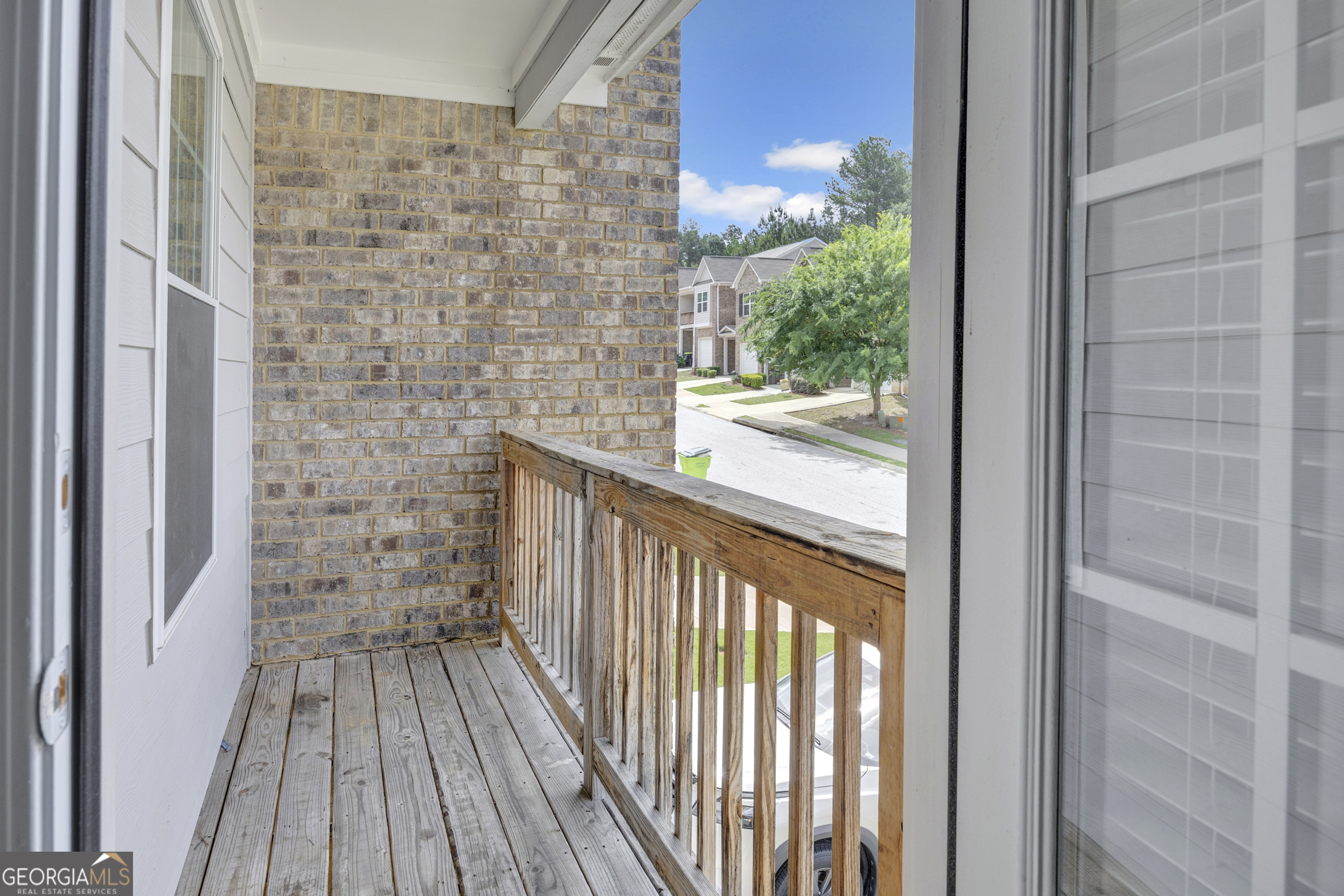 10160 Benton Woods Drive Property Photo 14