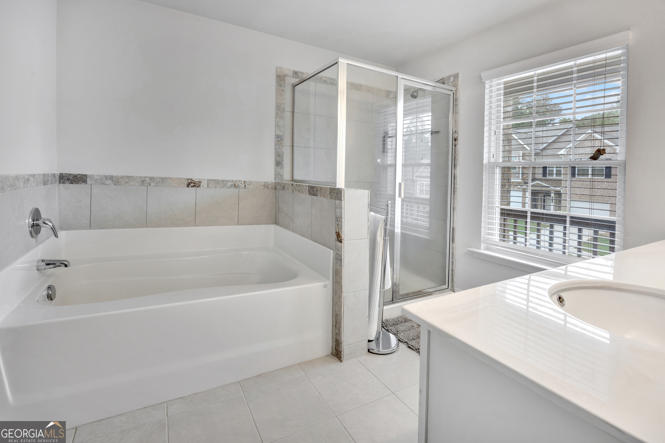 10160 Benton Woods Drive Property Photo 16