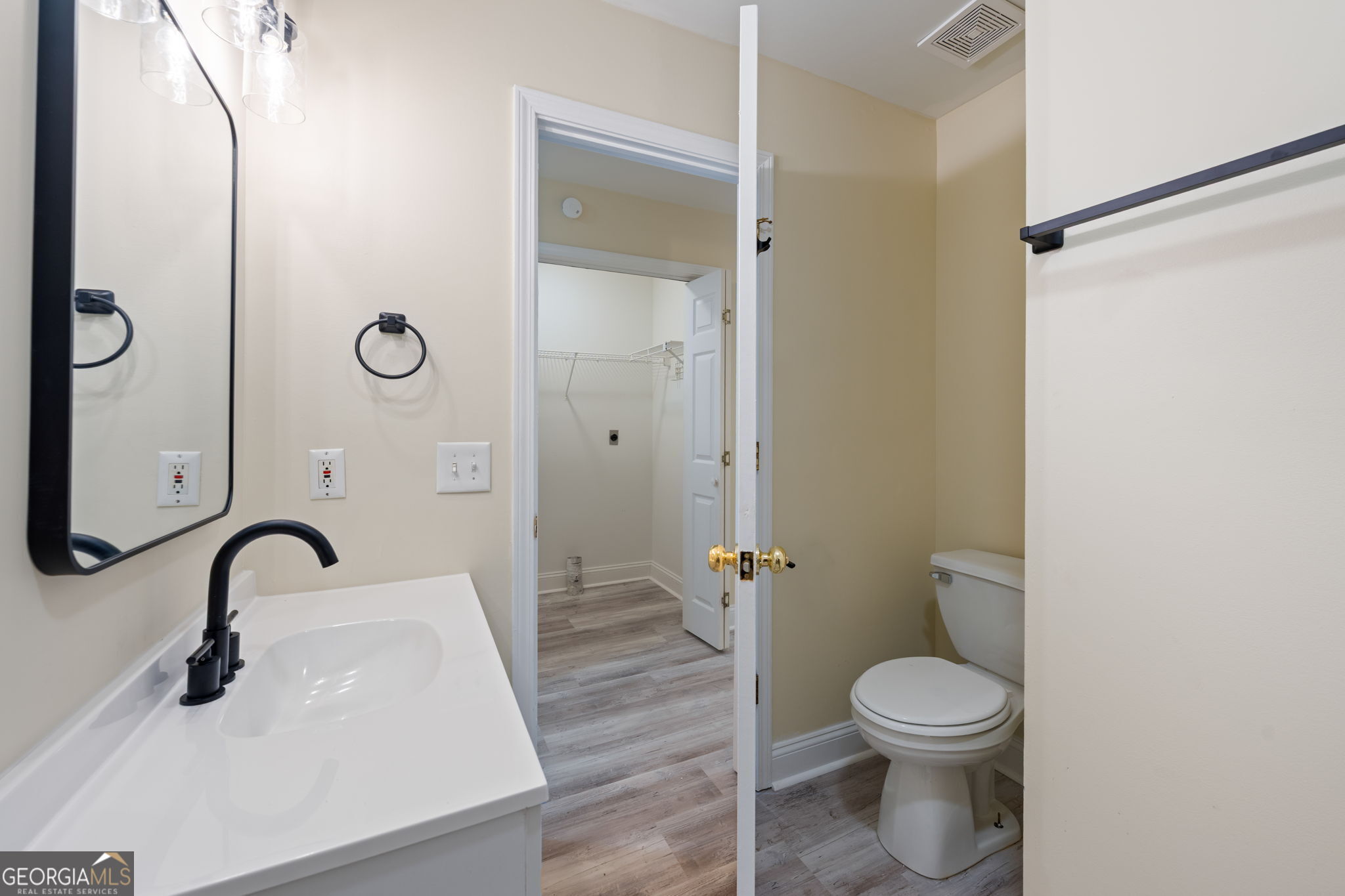 265 Timberidge Drive Property Photo 27