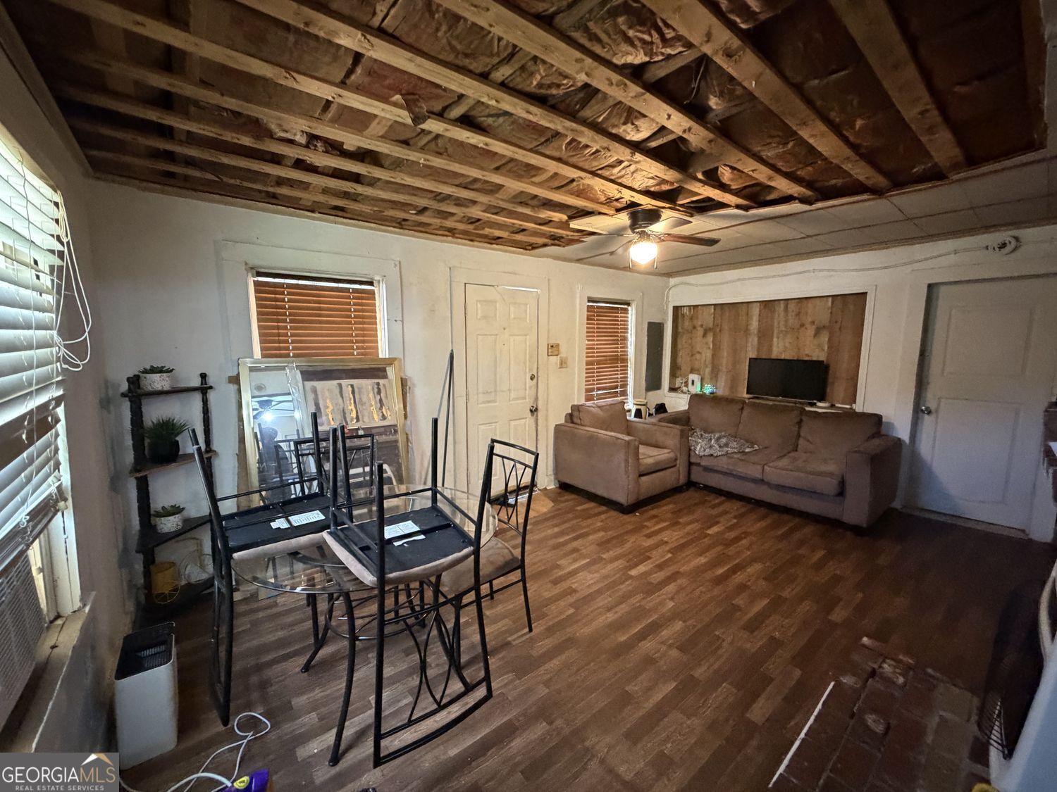 1067 Desota Street Property Photo 4