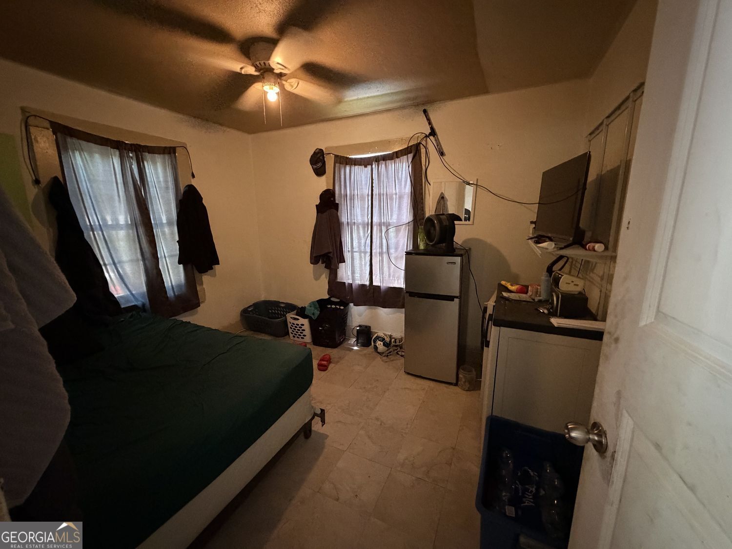 1067 Desota Street Property Photo 6