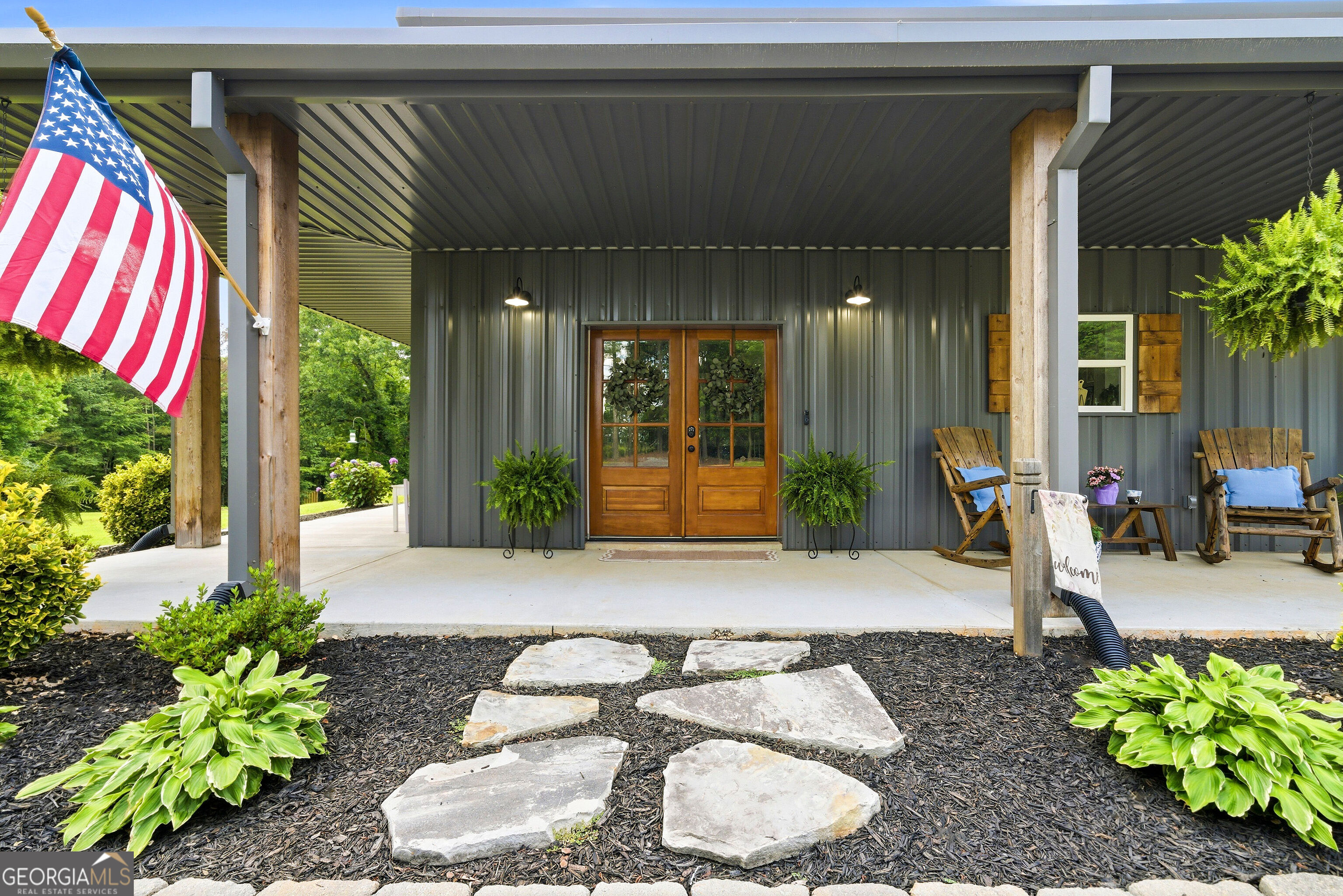 76 Avery Road Property Photo 2