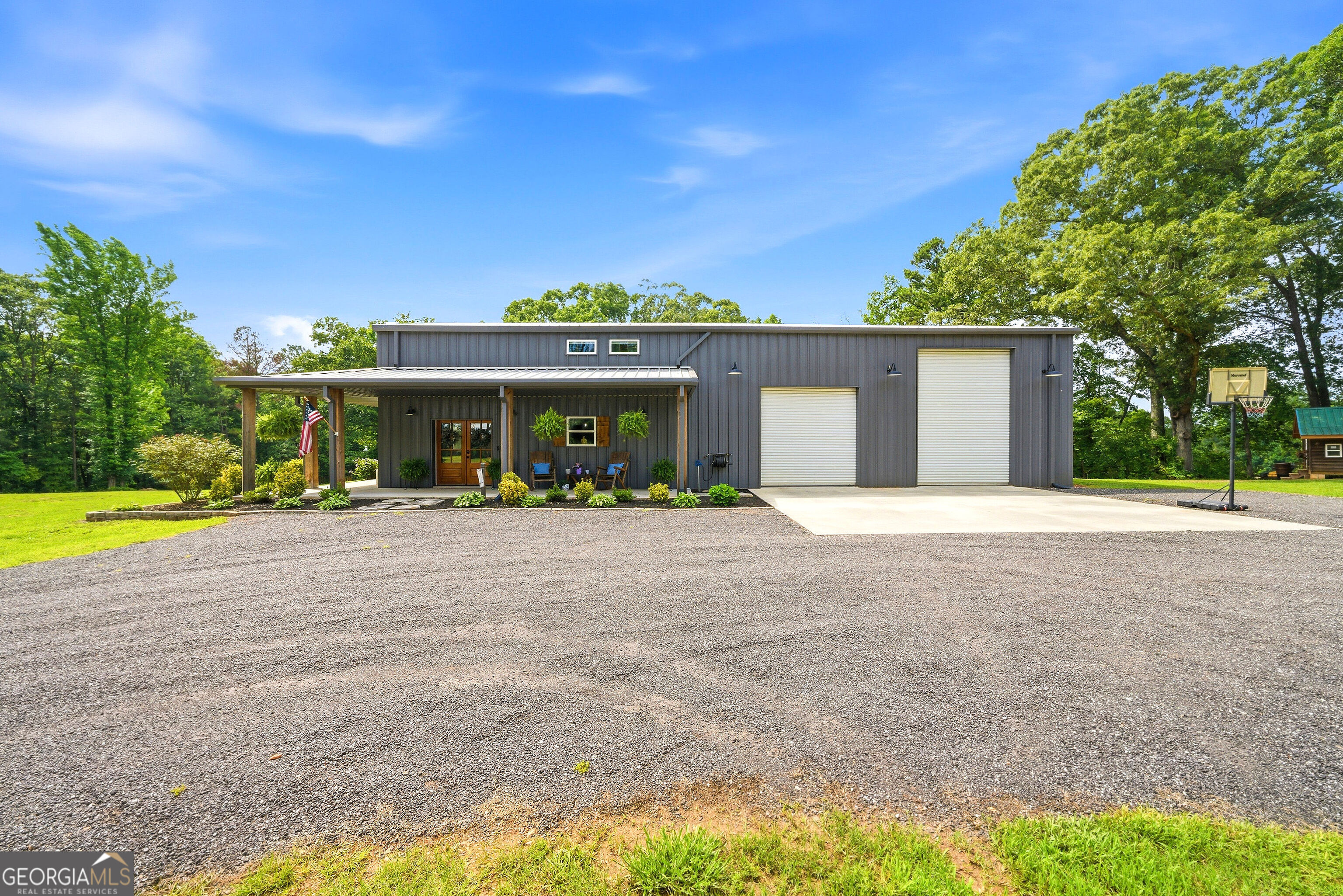 76 Avery Road Property Photo 4