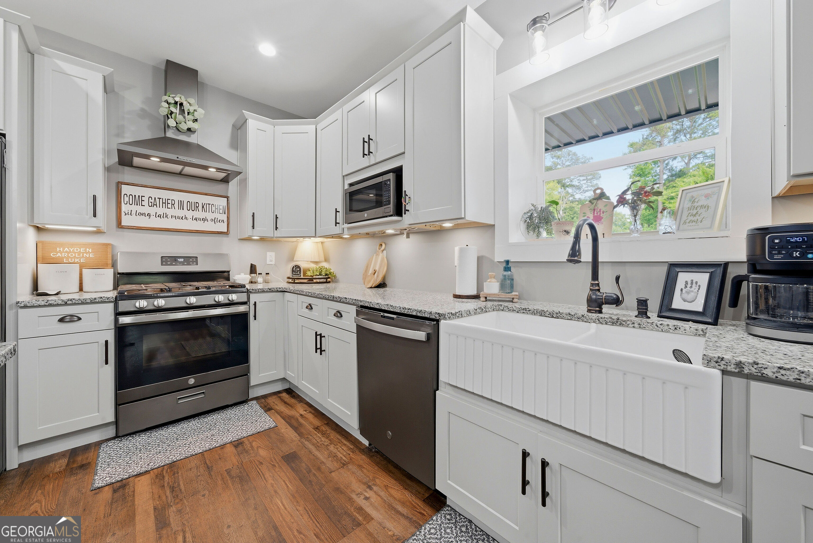 76 Avery Road Property Photo 16