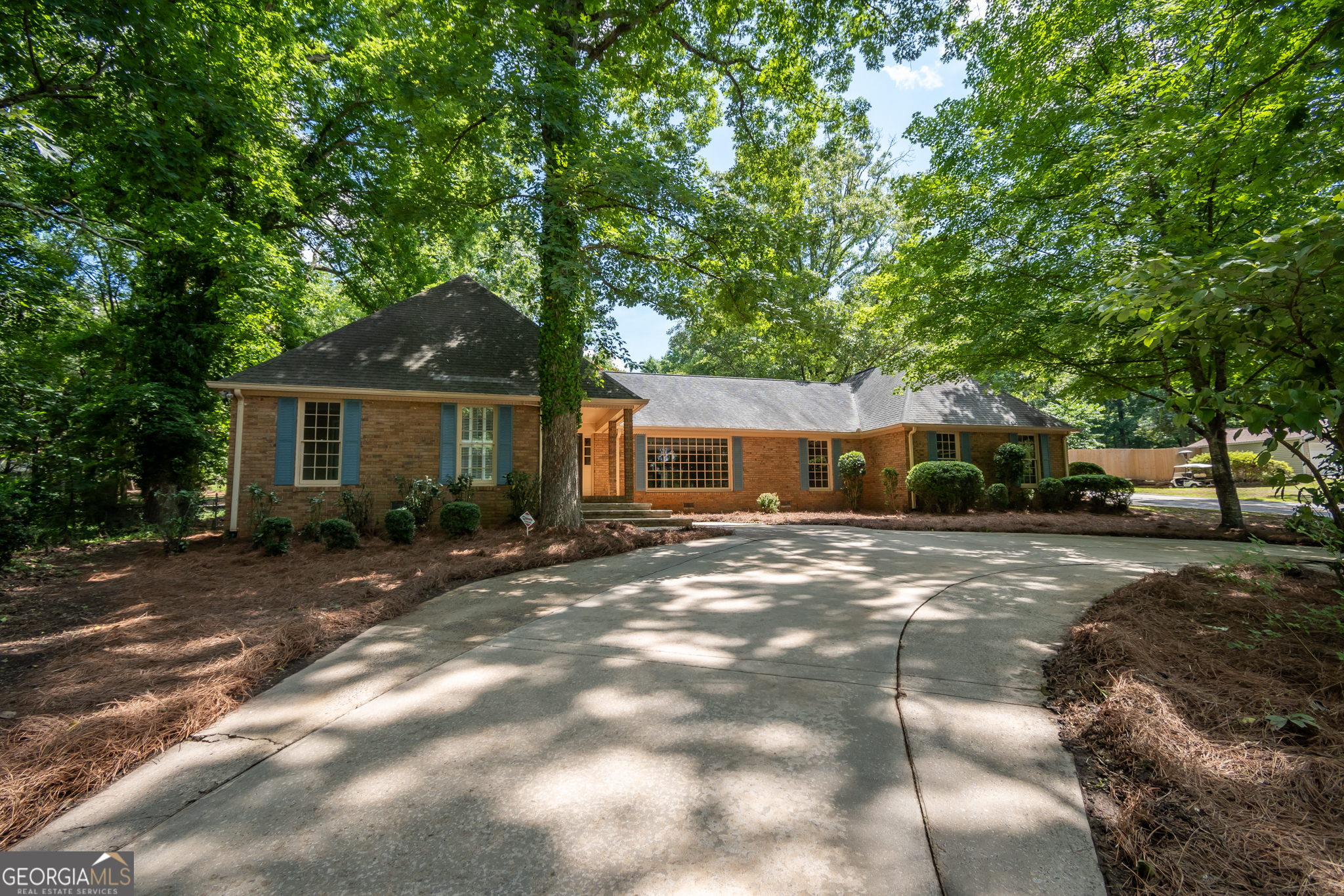 139 Lake Forest Drive
