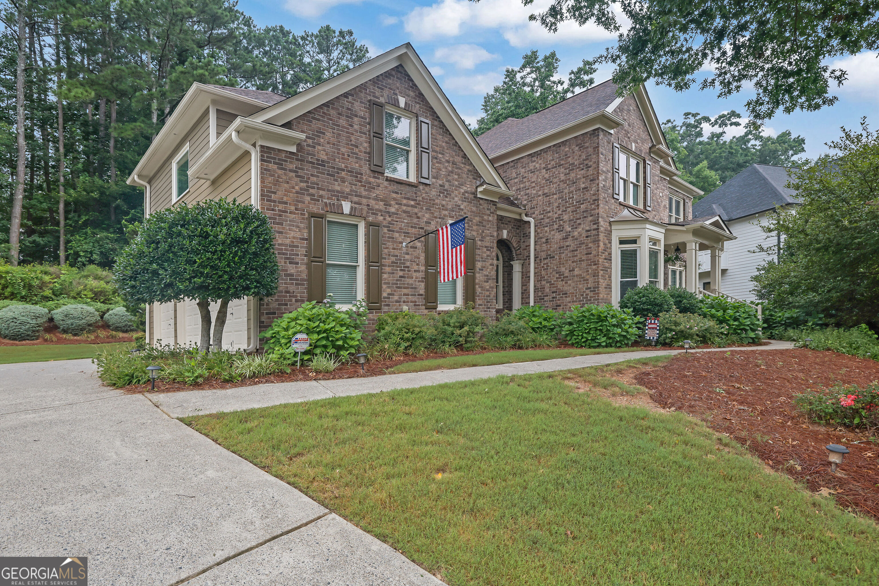 210 River Laurel Way Property Photo 3
