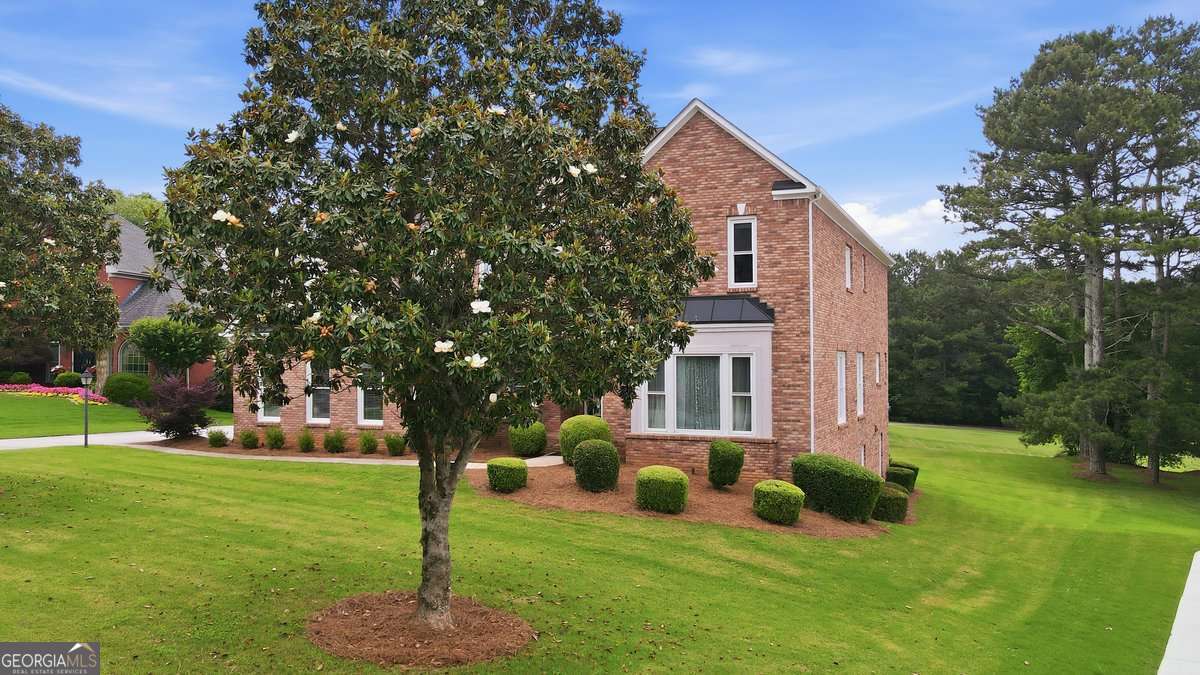 705 Masters Drive Property Photo 4