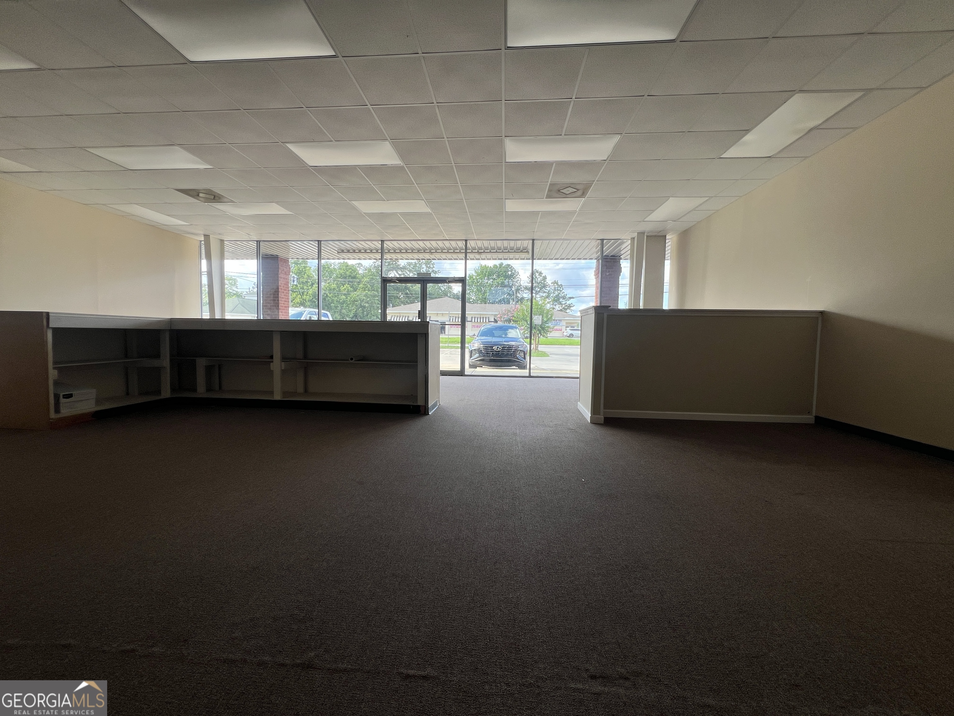 300 E Main Street # D Property Photo 3