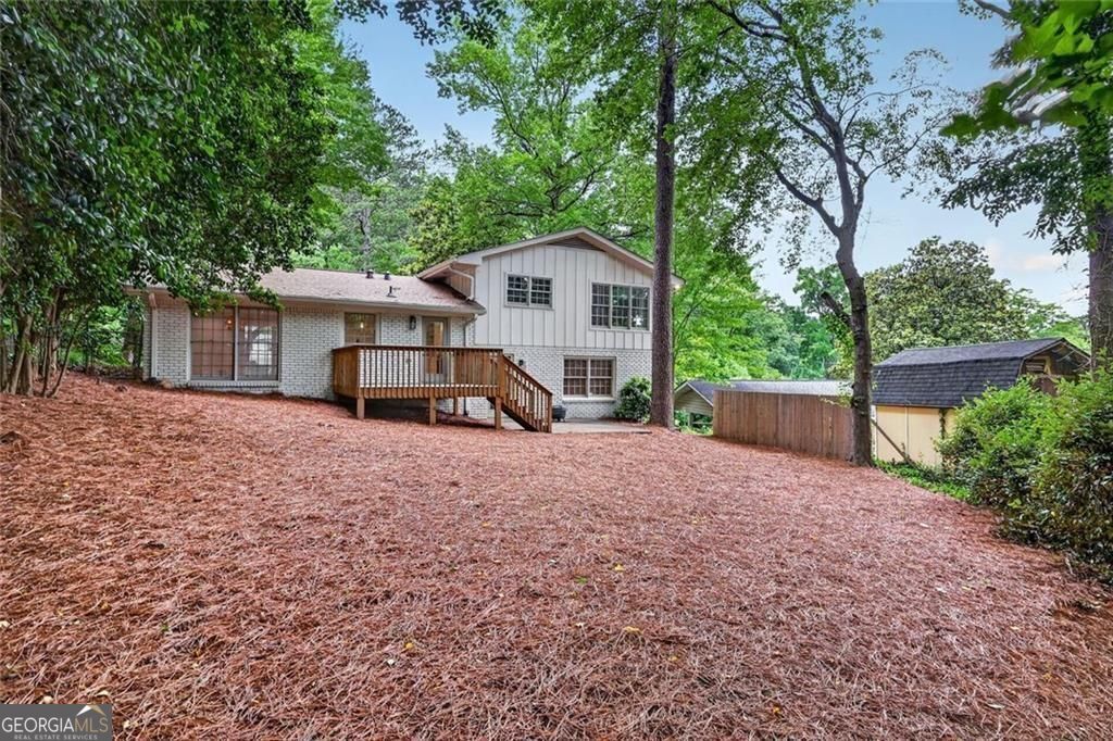 2037 Longview Way Property Photo 27