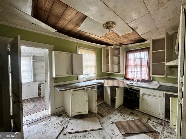 1012 S Main Street Property Photo 5