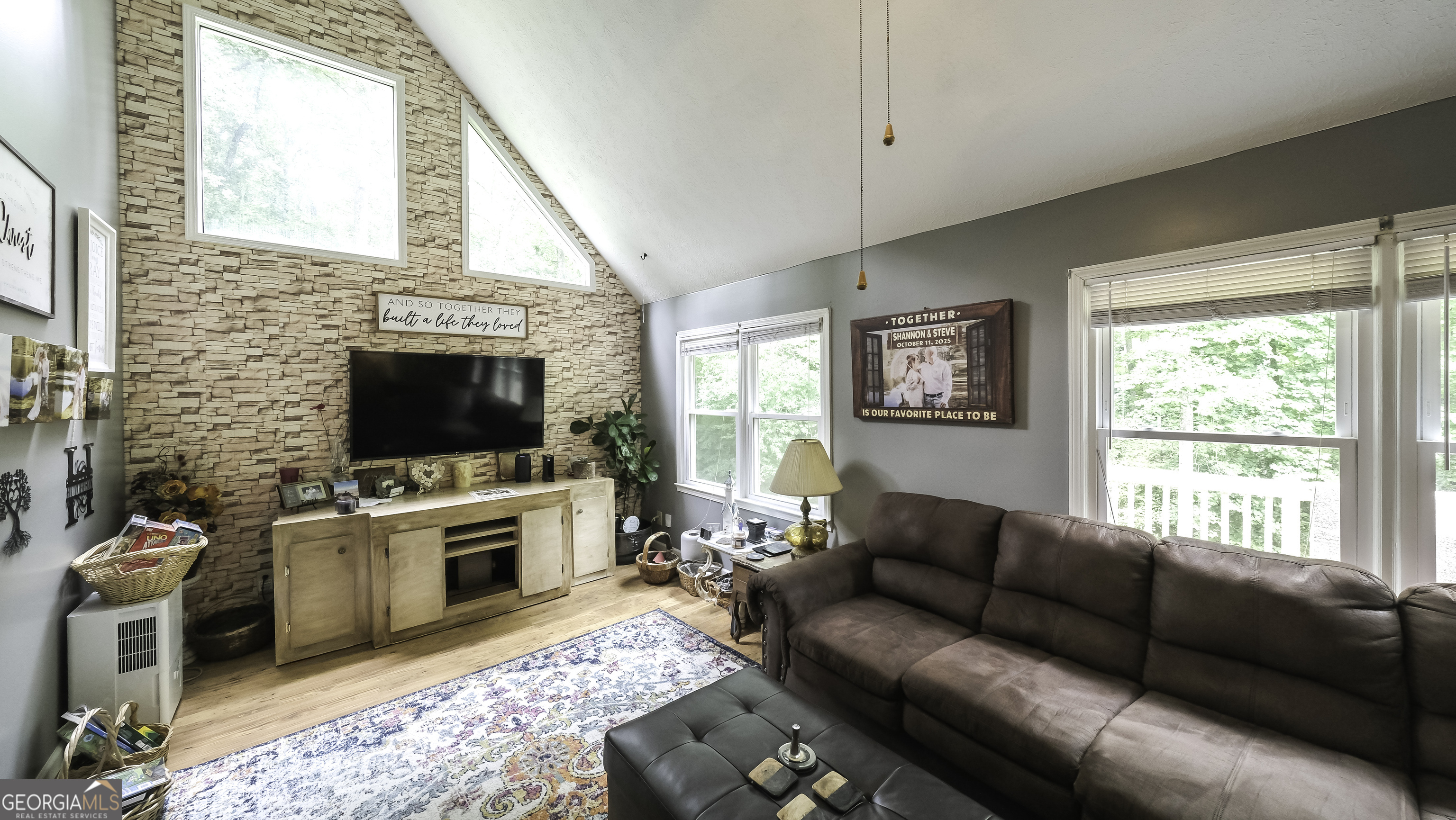 9 Acorn Trail Property Photo 6