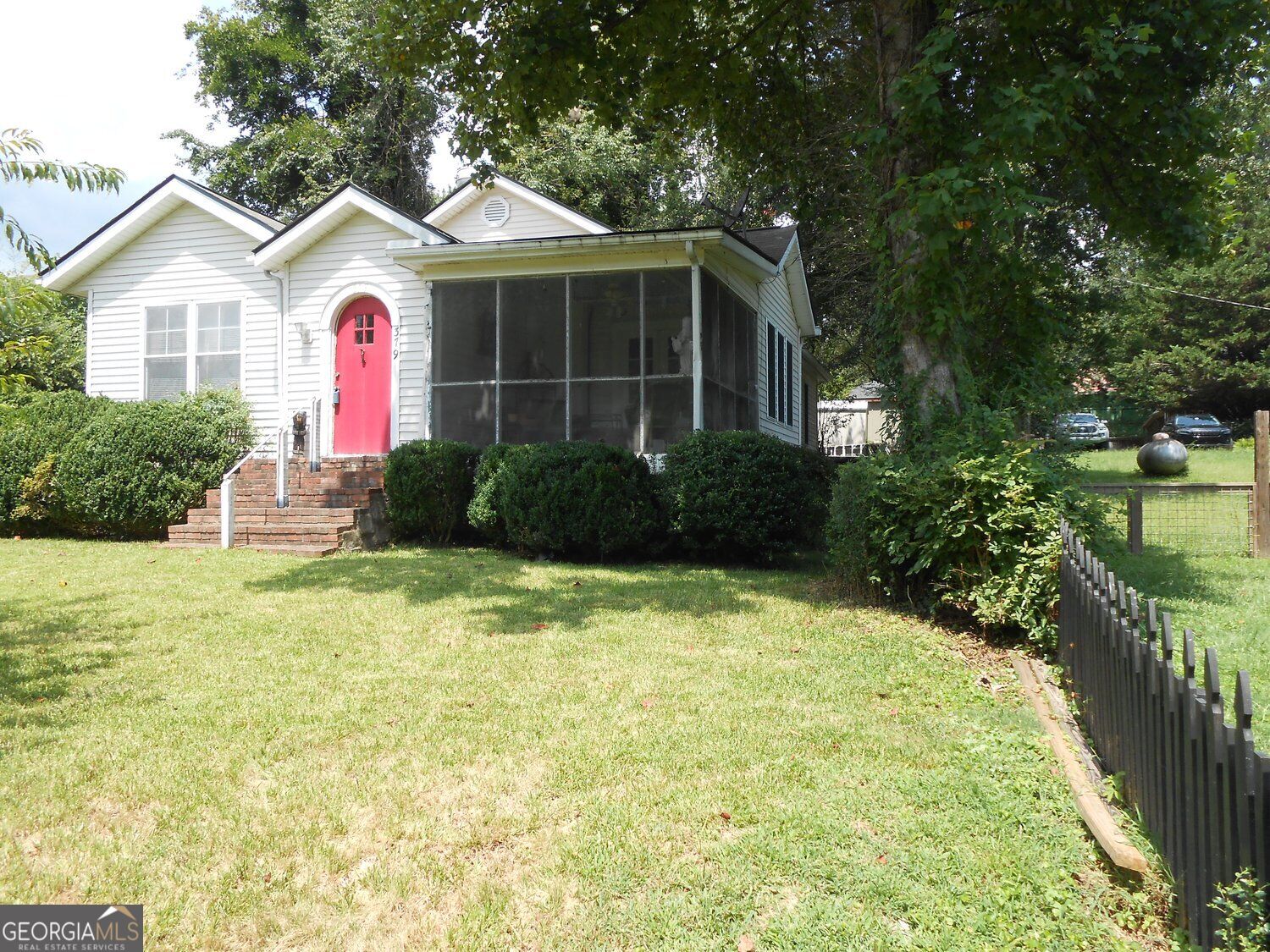 379 Warwoman Road Property Photo 1