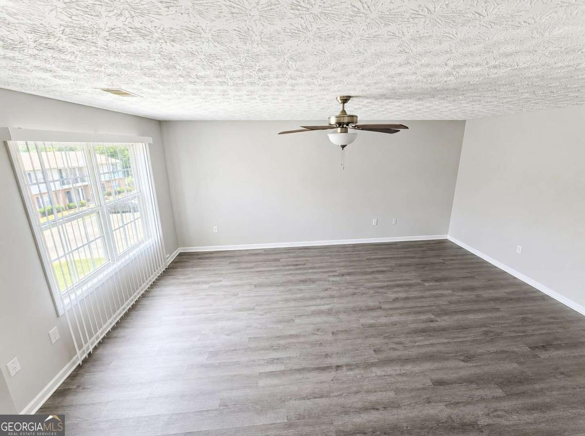 3054 Fields Drive Property Photo 5