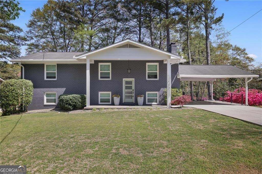 677 Hillandale Circle Sw Property Photo 1
