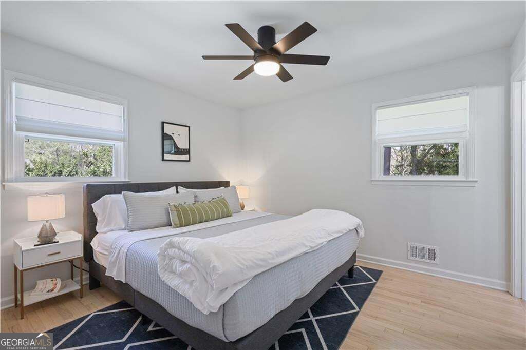 677 Hillandale Circle Sw Property Photo 8