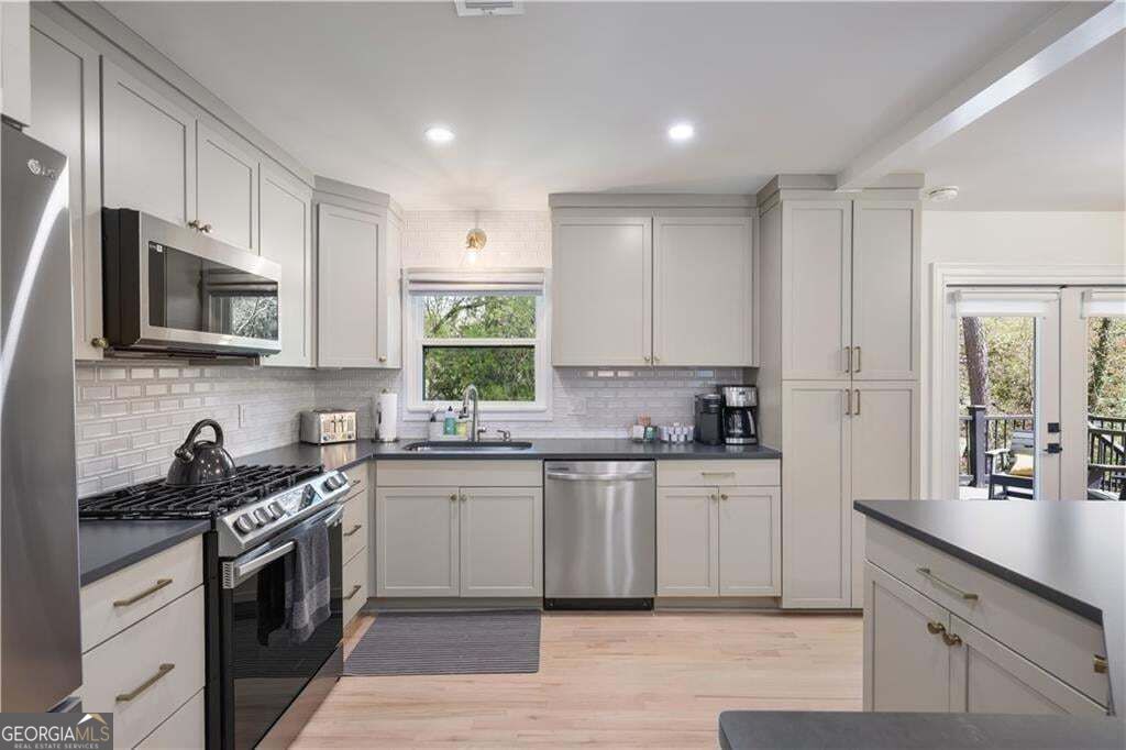 677 Hillandale Circle Sw Property Photo 14