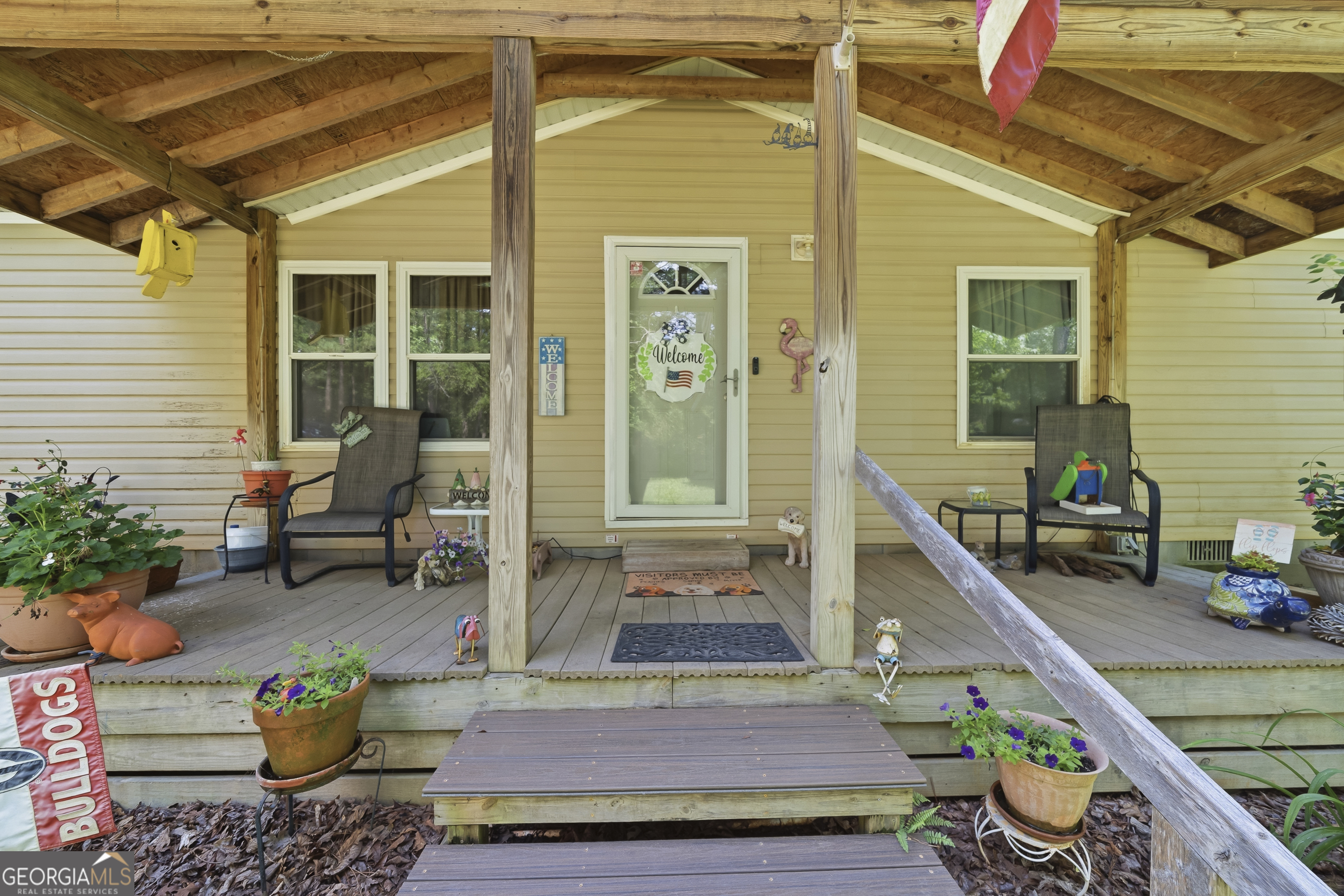 102 Allens Alley Property Photo 3