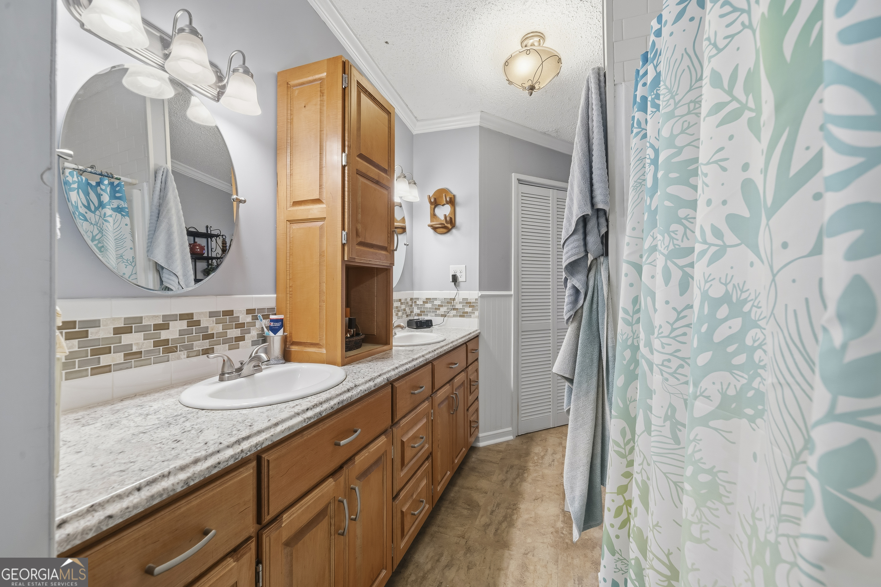 102 Allens Alley Property Photo 8