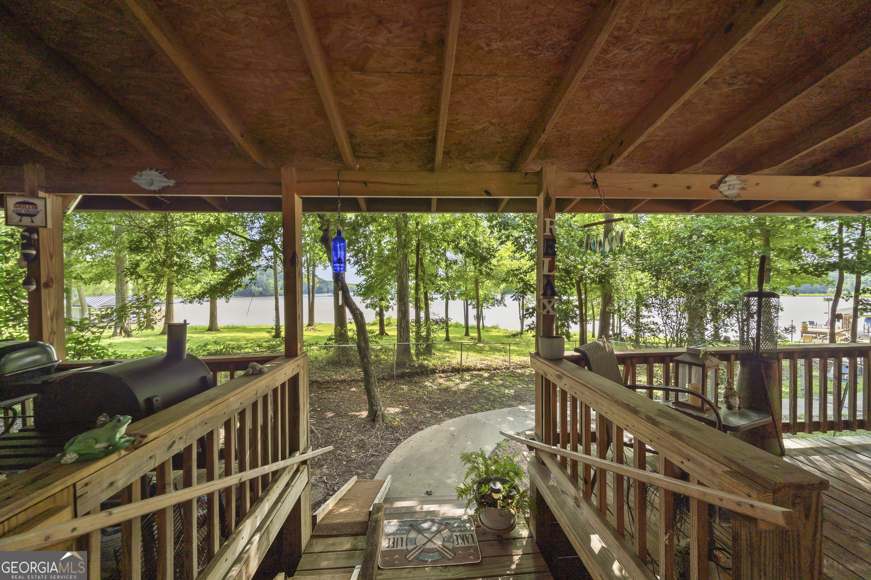 102 Allens Alley Property Photo 28