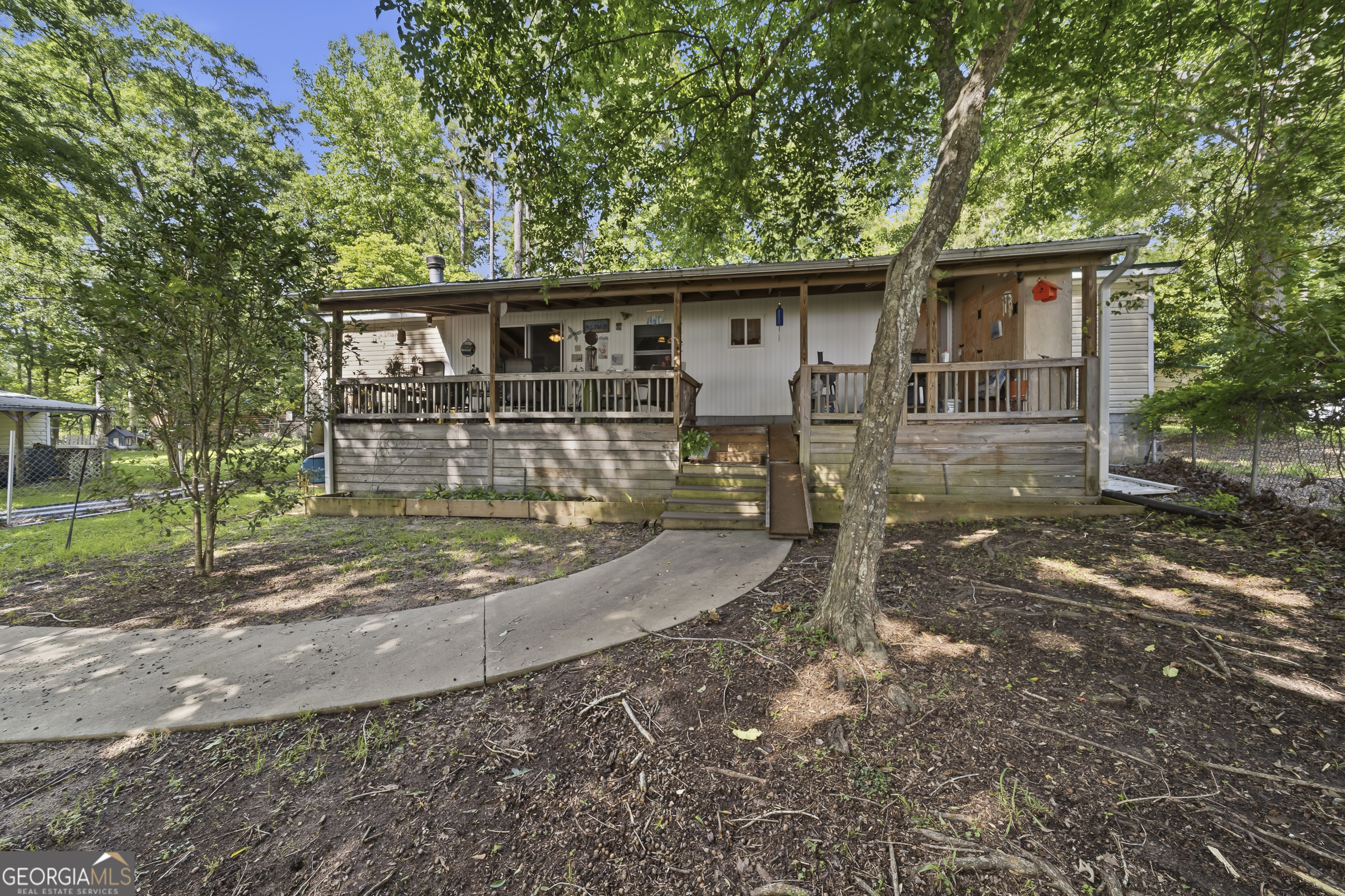 102 Allens Alley Property Photo 32