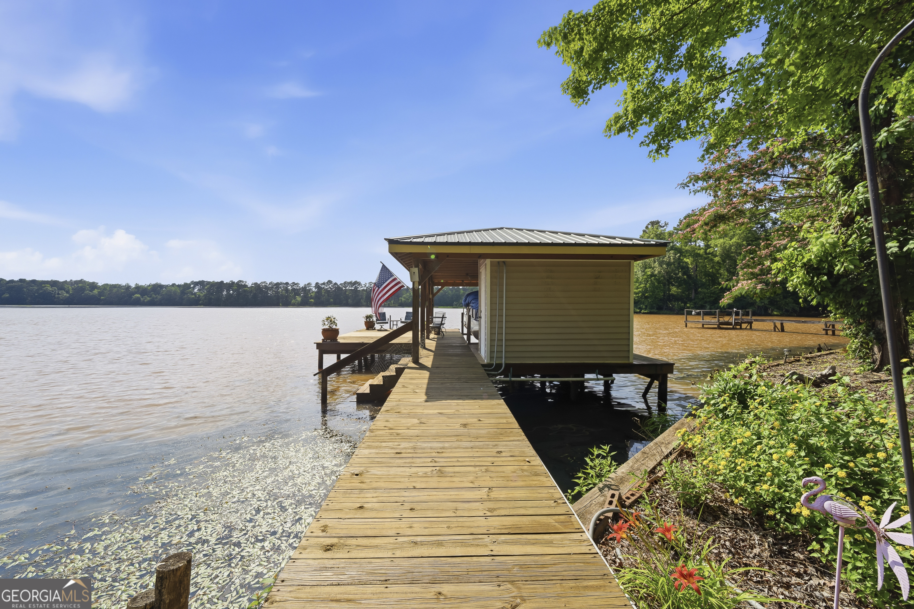 102 Allens Alley Property Photo 37