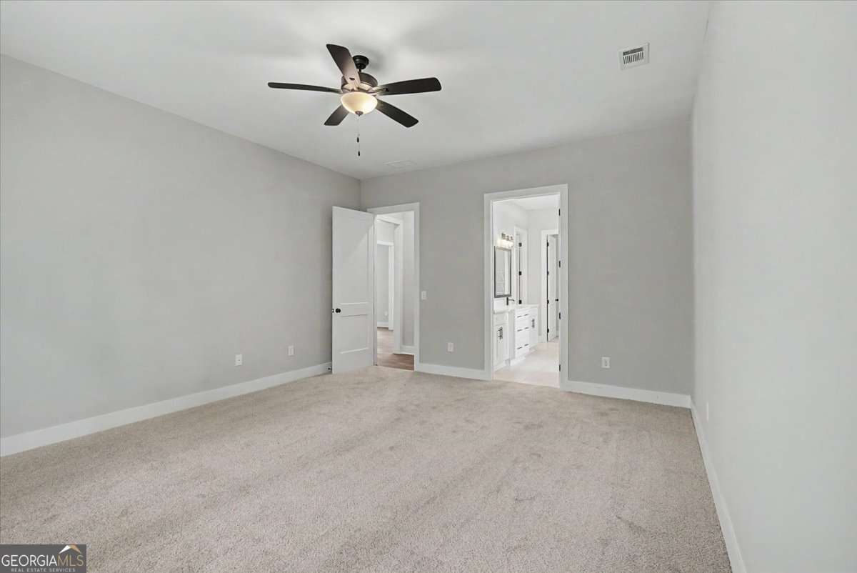 26 Rushden Way Se Property Photo 25