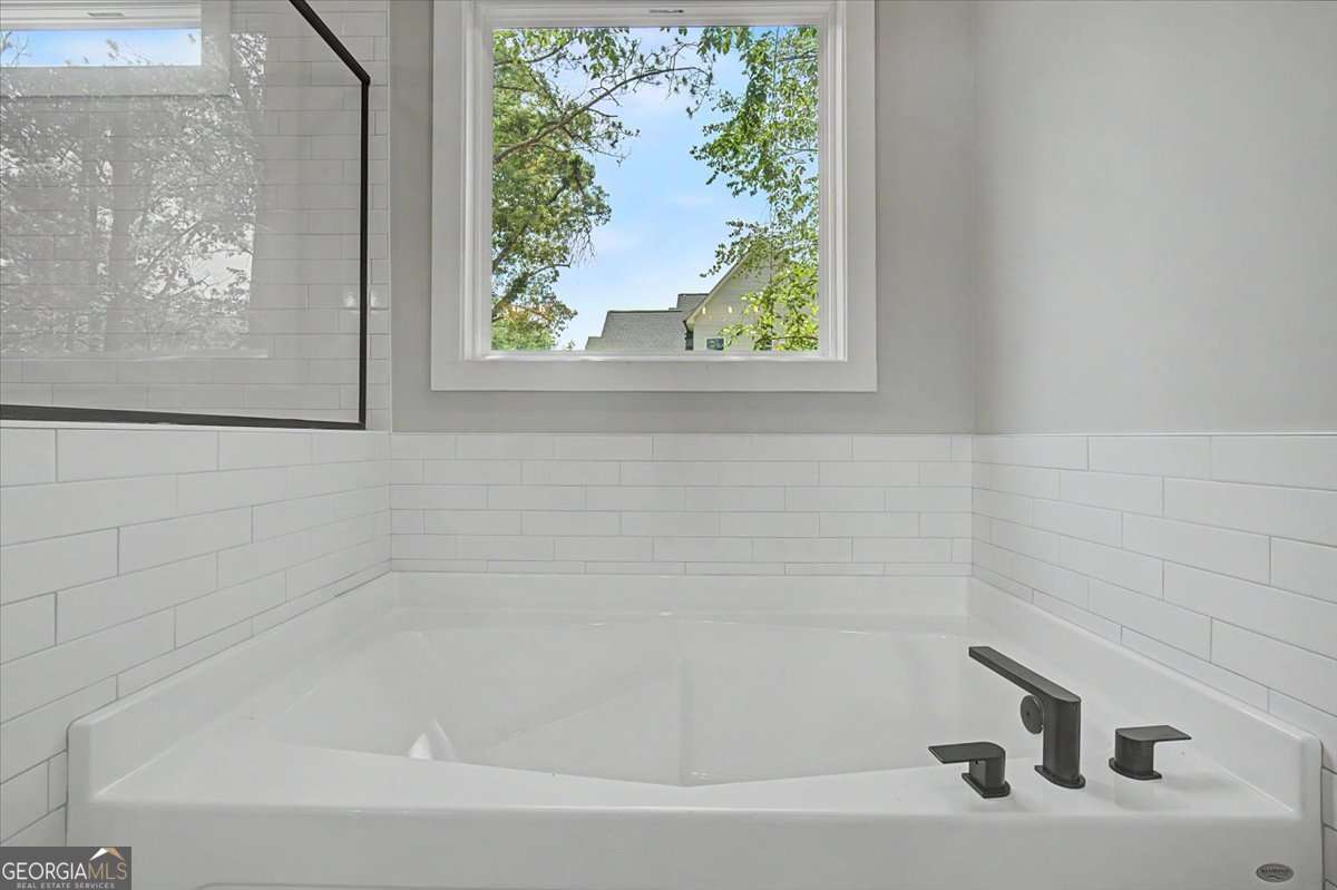 26 Rushden Way Se Property Photo 28