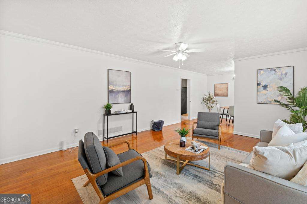 2335 Tilson Circle Property Photo 8
