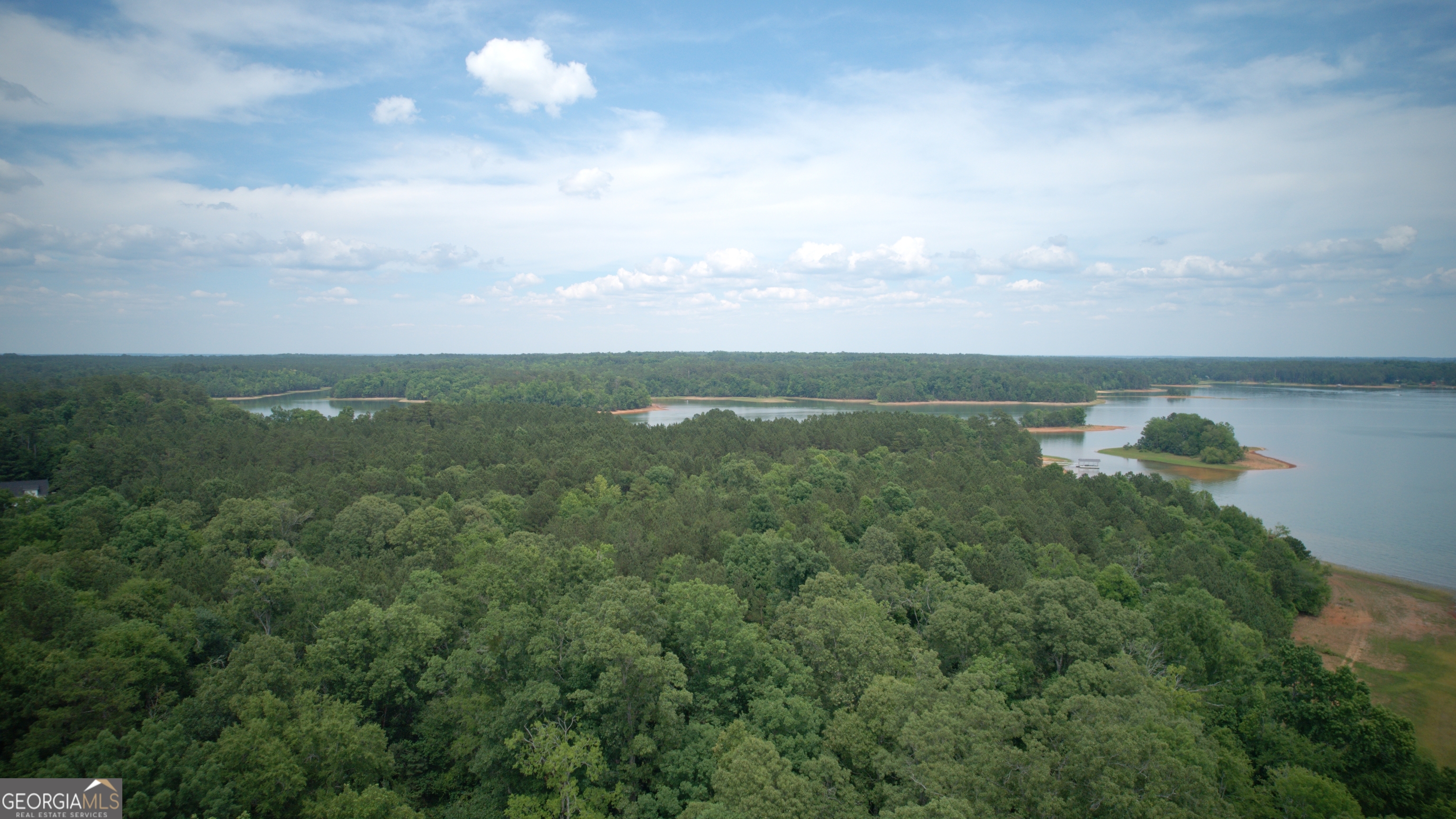 1030 Indigo Court Property Photo 9
