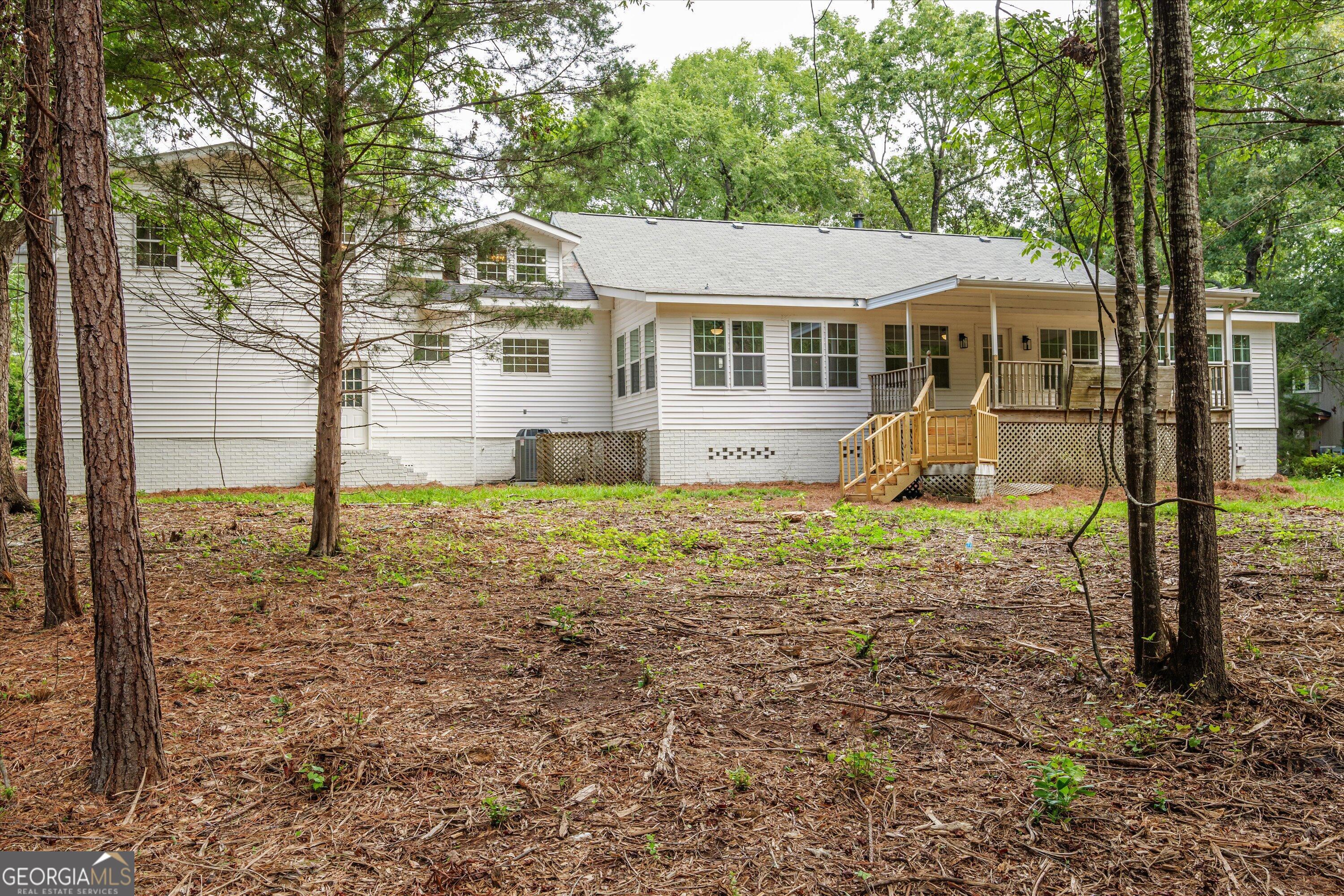 1030 Indigo Court Property Photo 13