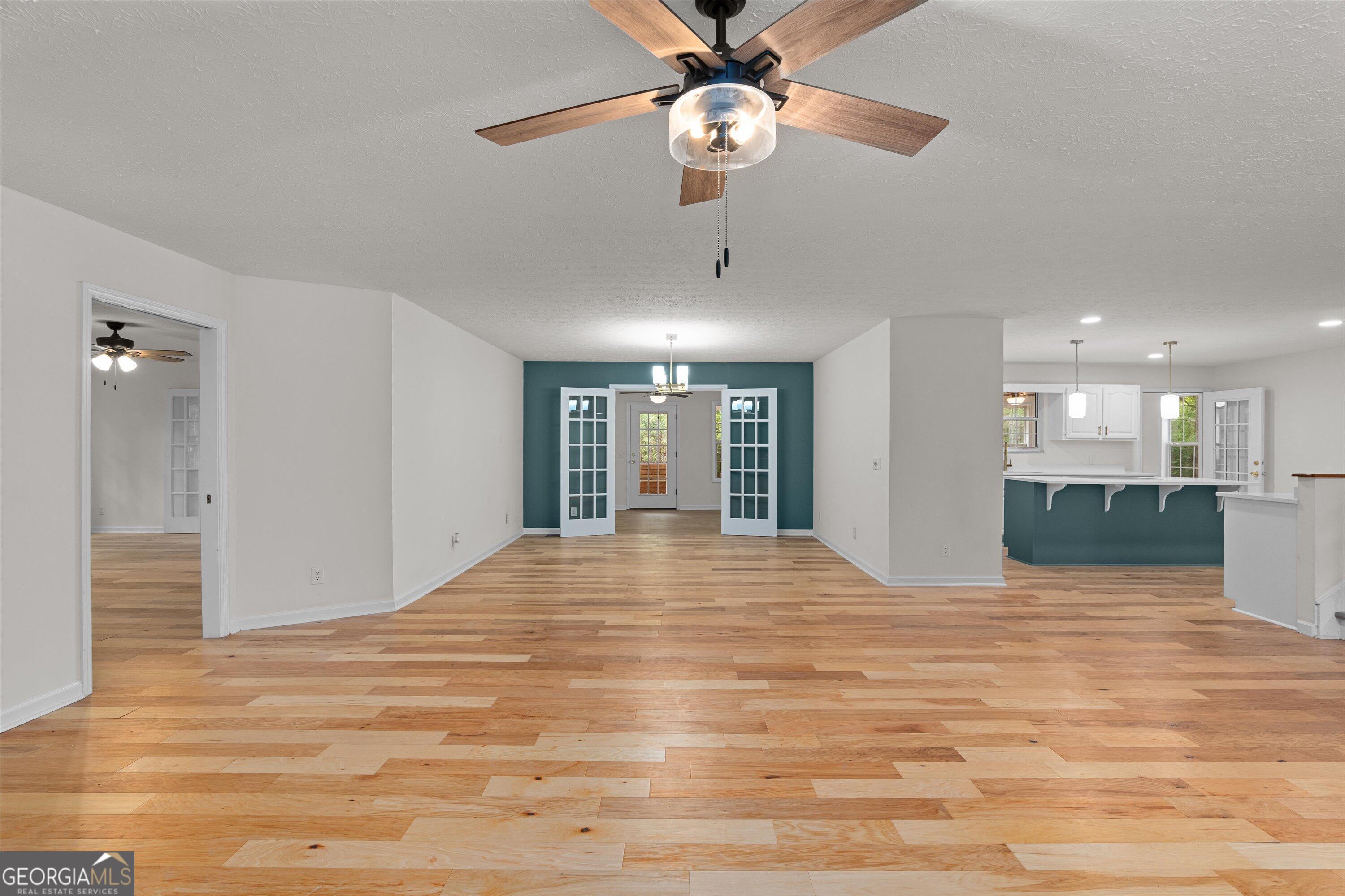 1030 Indigo Court Property Photo 14