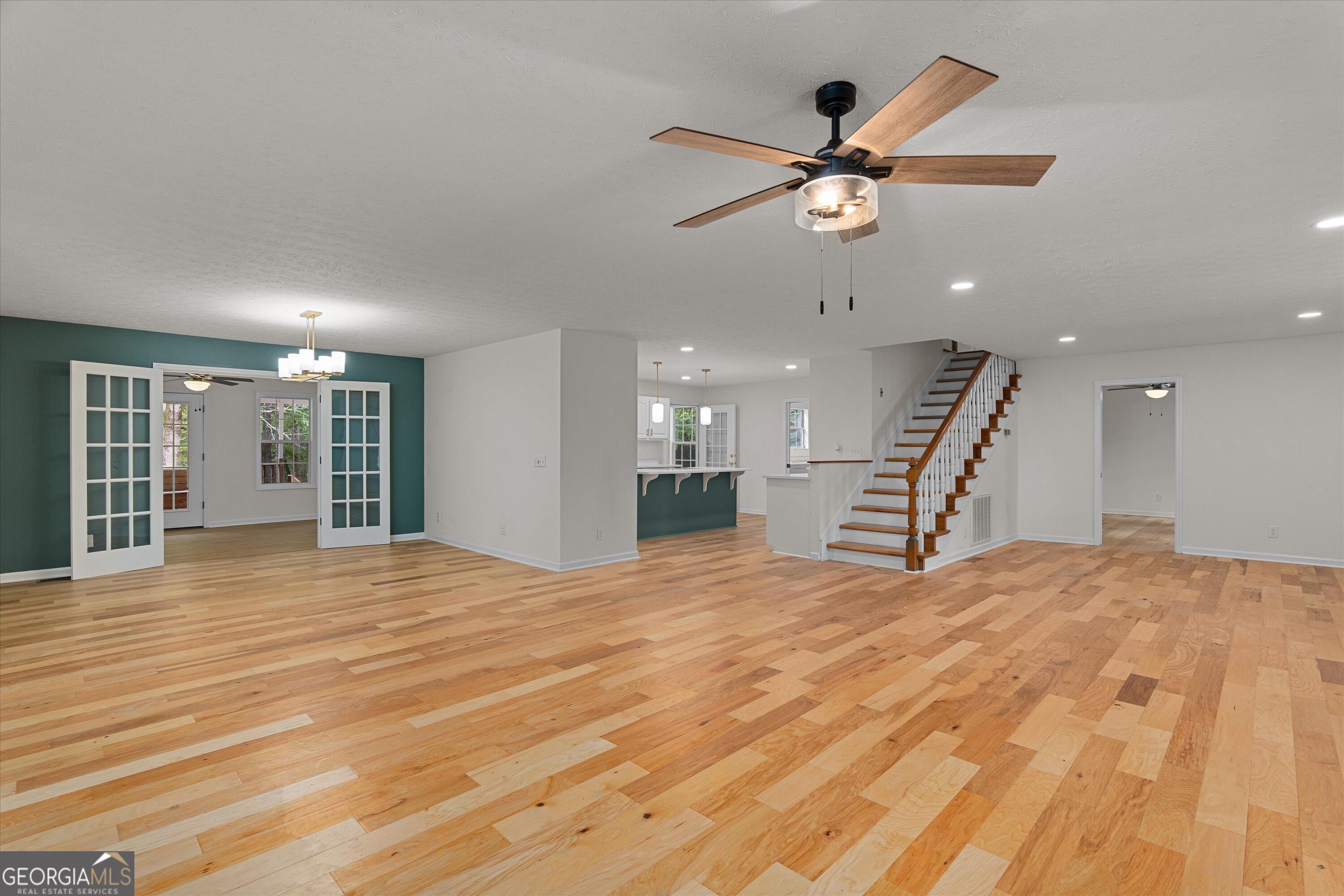1030 Indigo Court Property Photo 16