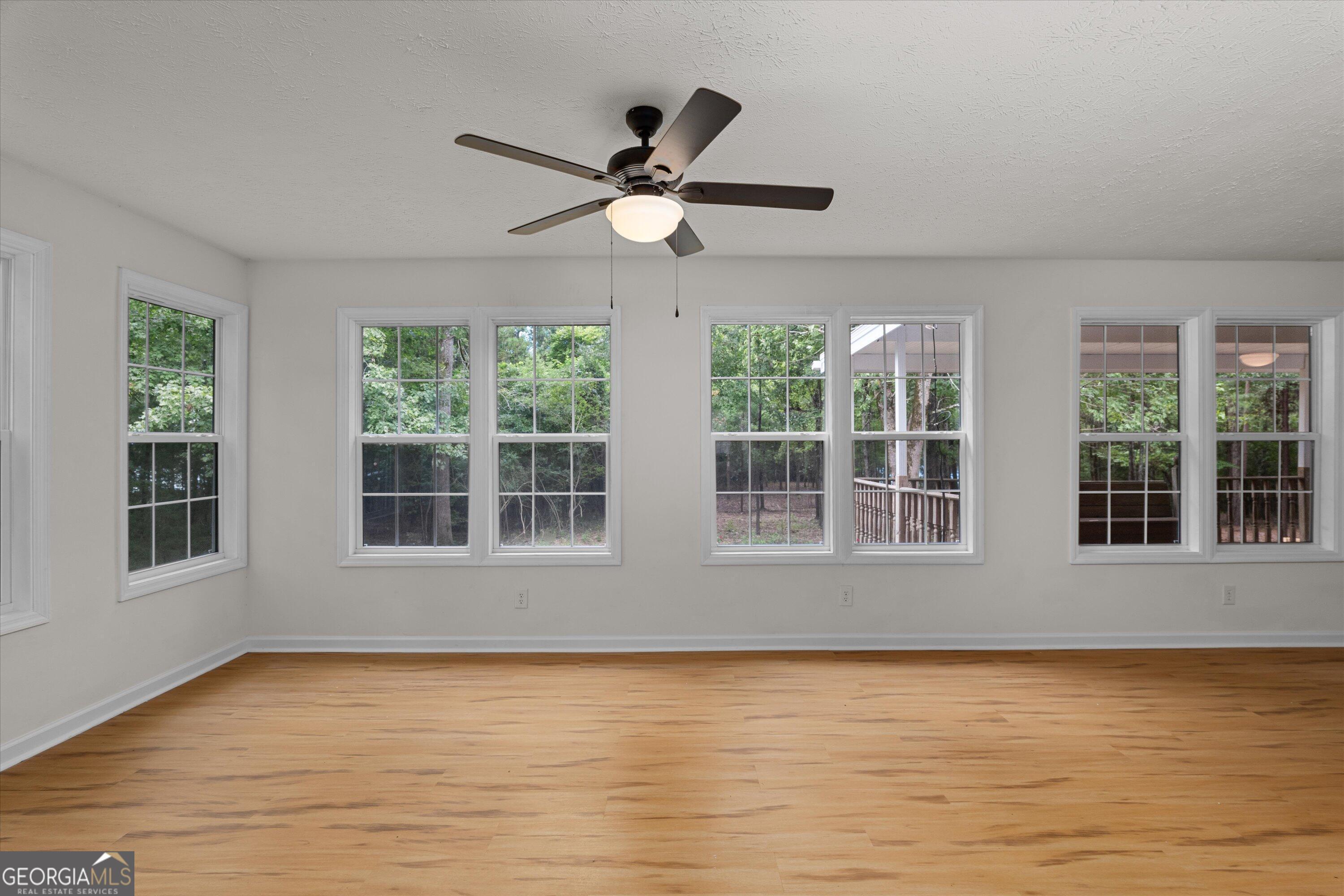 1030 Indigo Court Property Photo 18