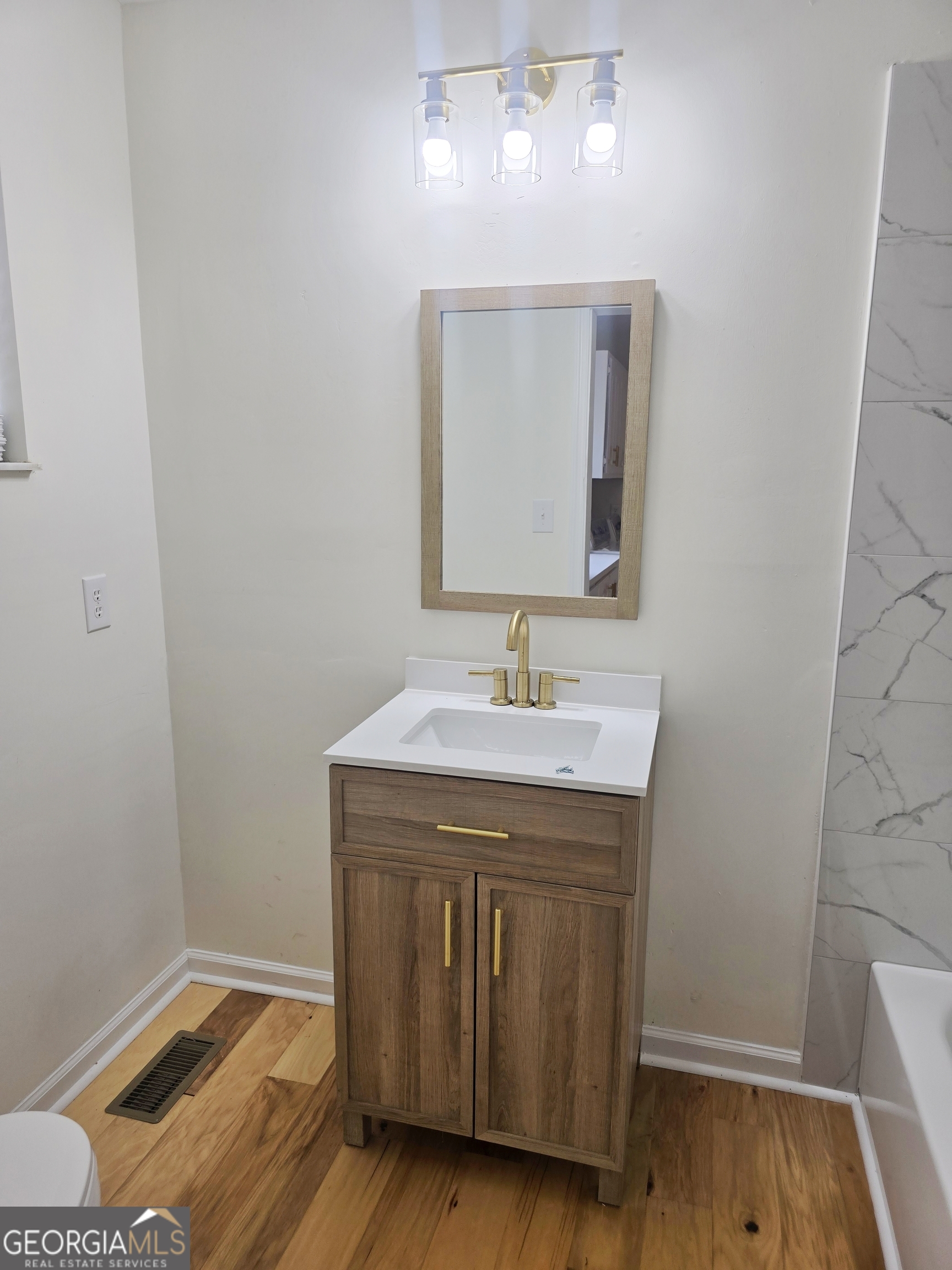 1030 Indigo Court Property Photo 32