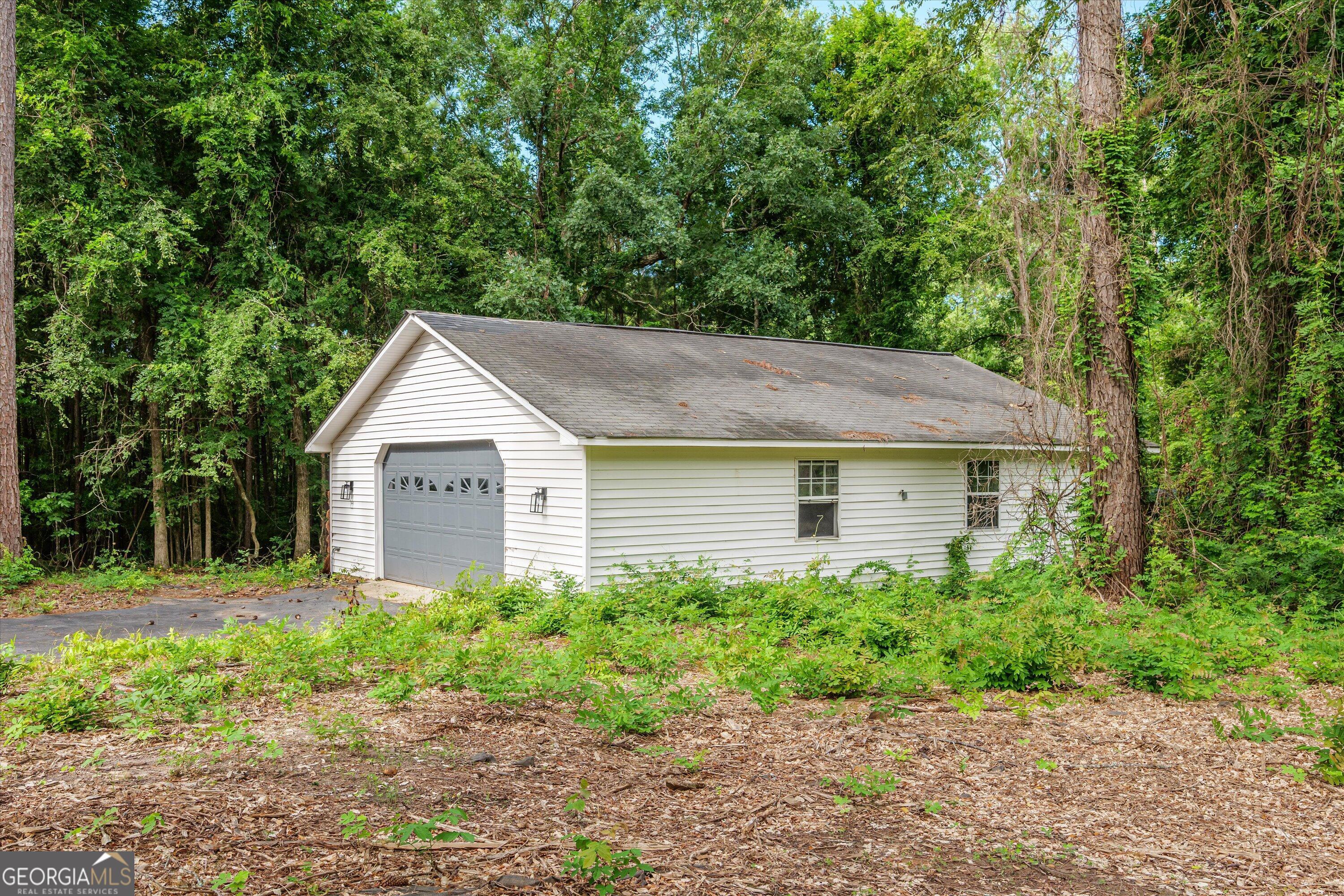 1030 Indigo Court Property Photo 35