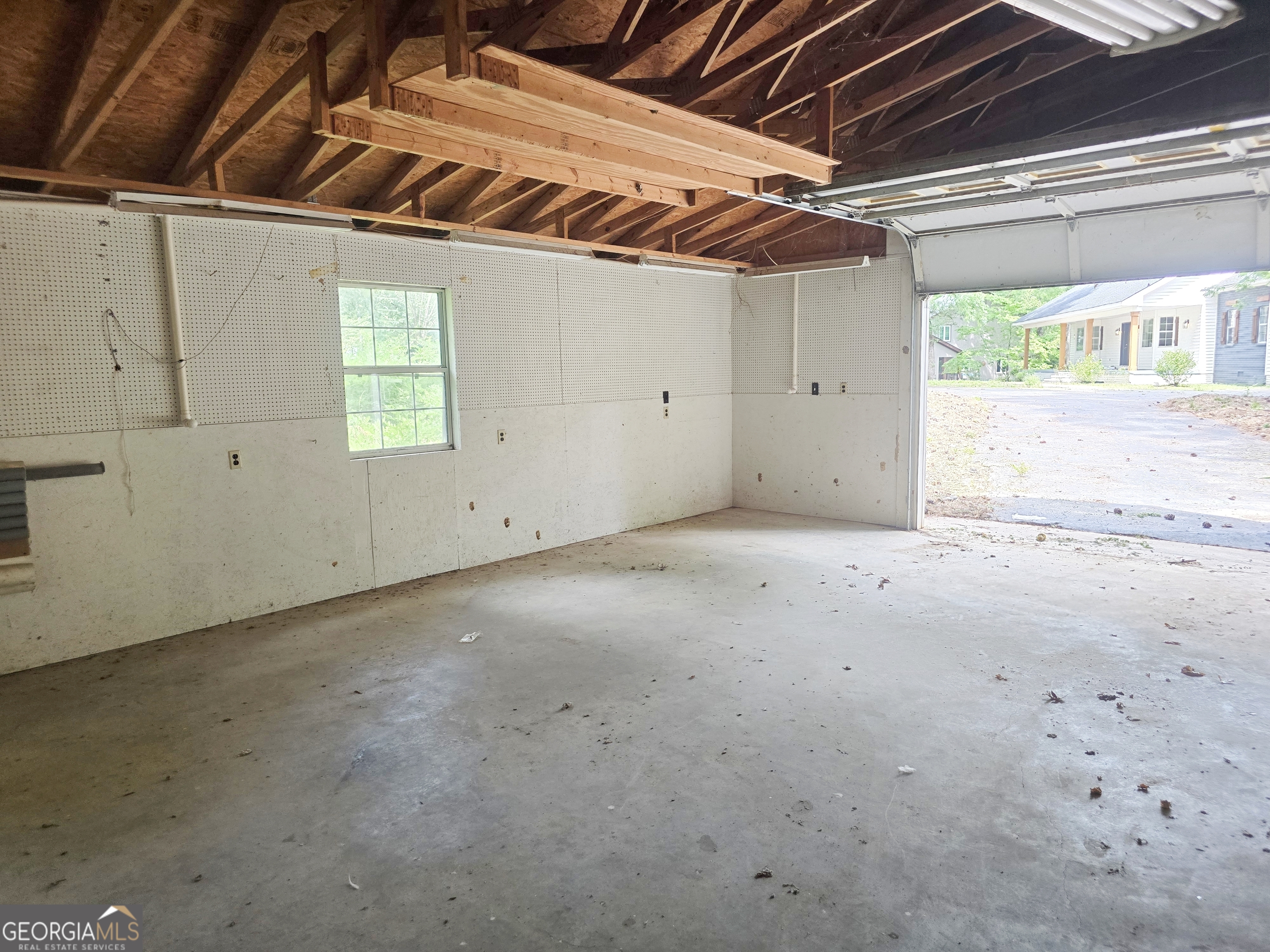 1030 Indigo Court Property Photo 37