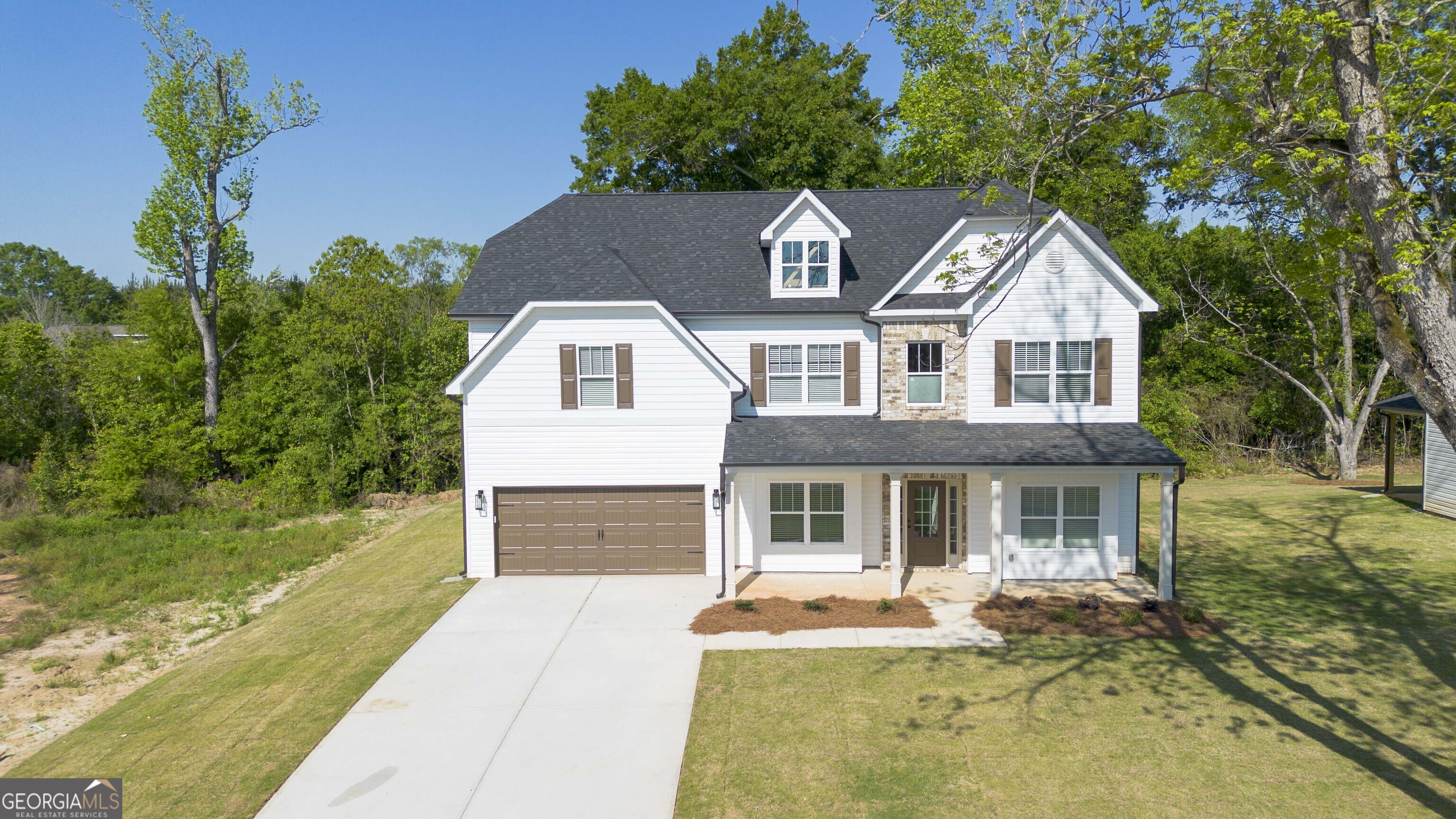 130 Bluecoat Trail Property Photo 1