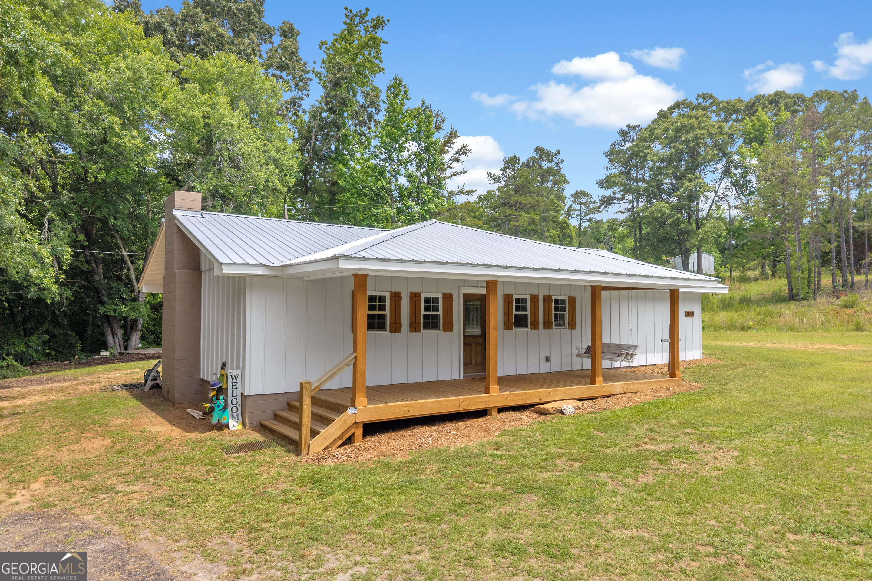 3030 Smith Mcgee Road Property Photo 1