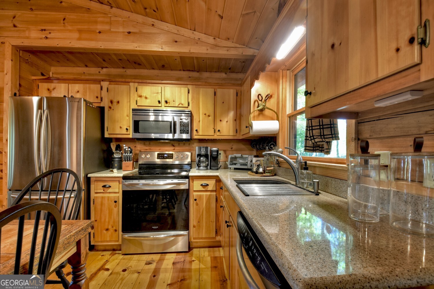 9 Joanna Court Property Photo 5