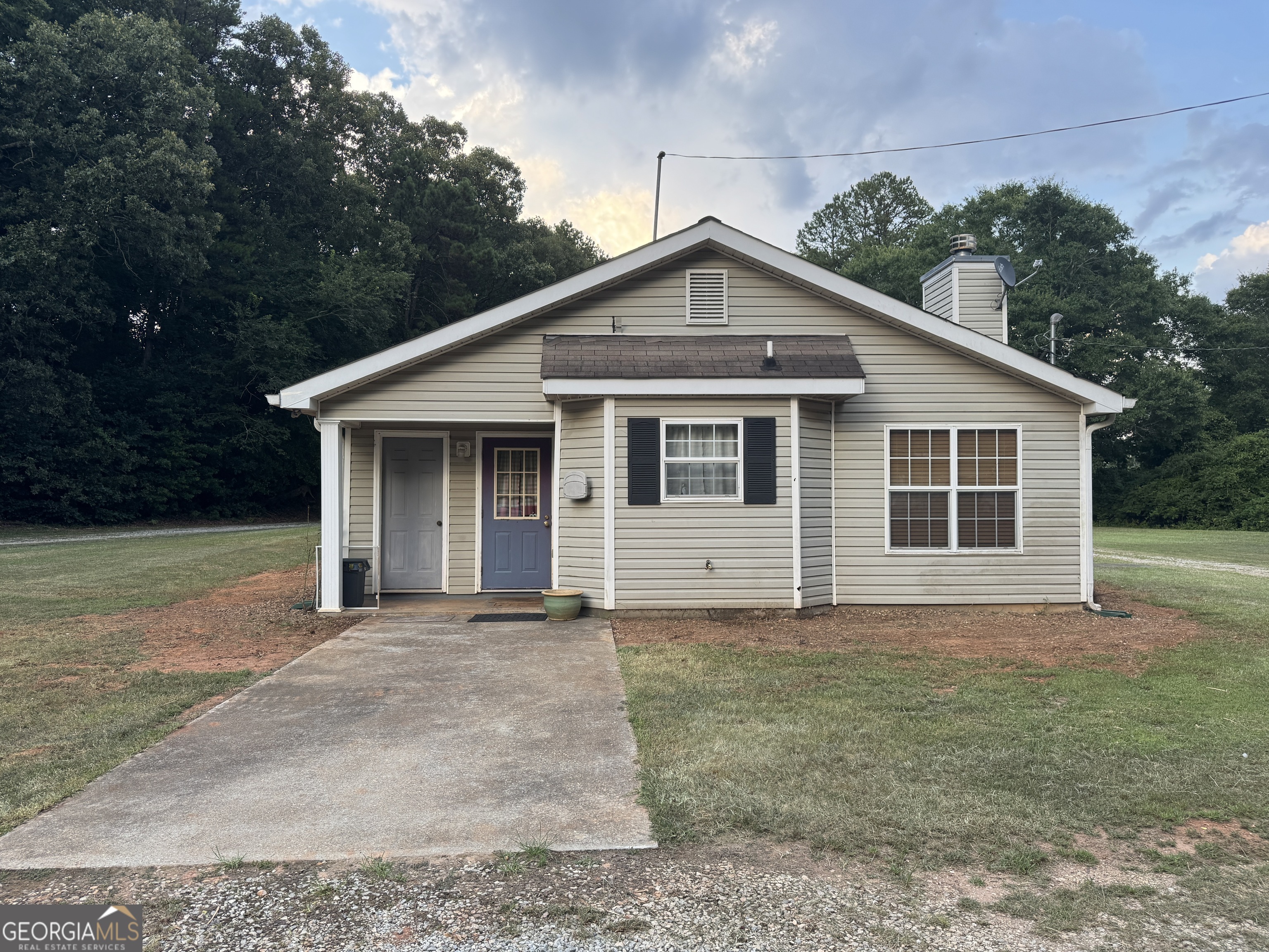 1381 Washington Street Property Photo 1
