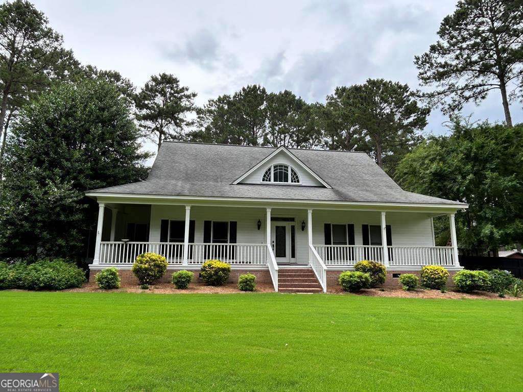 18 Woodgate Drive Property Photo 1
