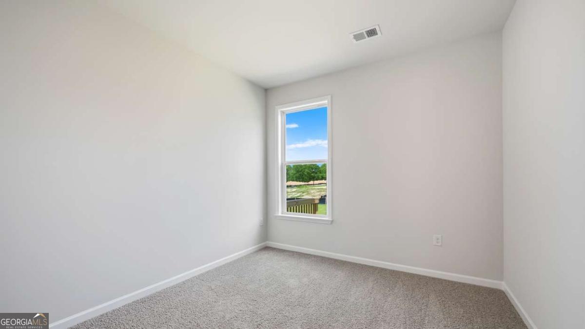 498 Beachview Road Property Photo 7
