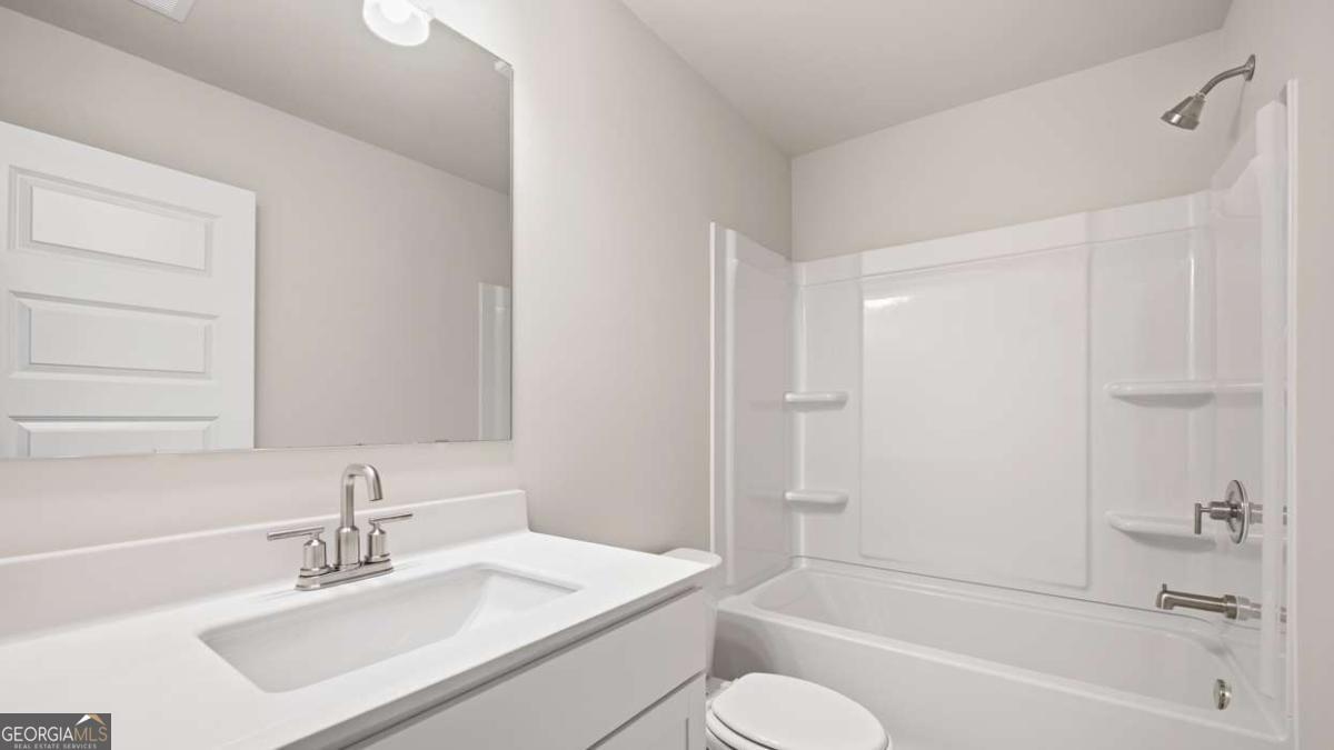498 Beachview Road Property Photo 18