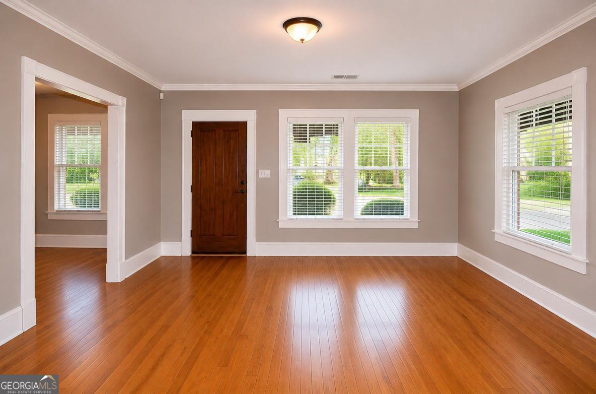117 4th Avenue Property Photo 3