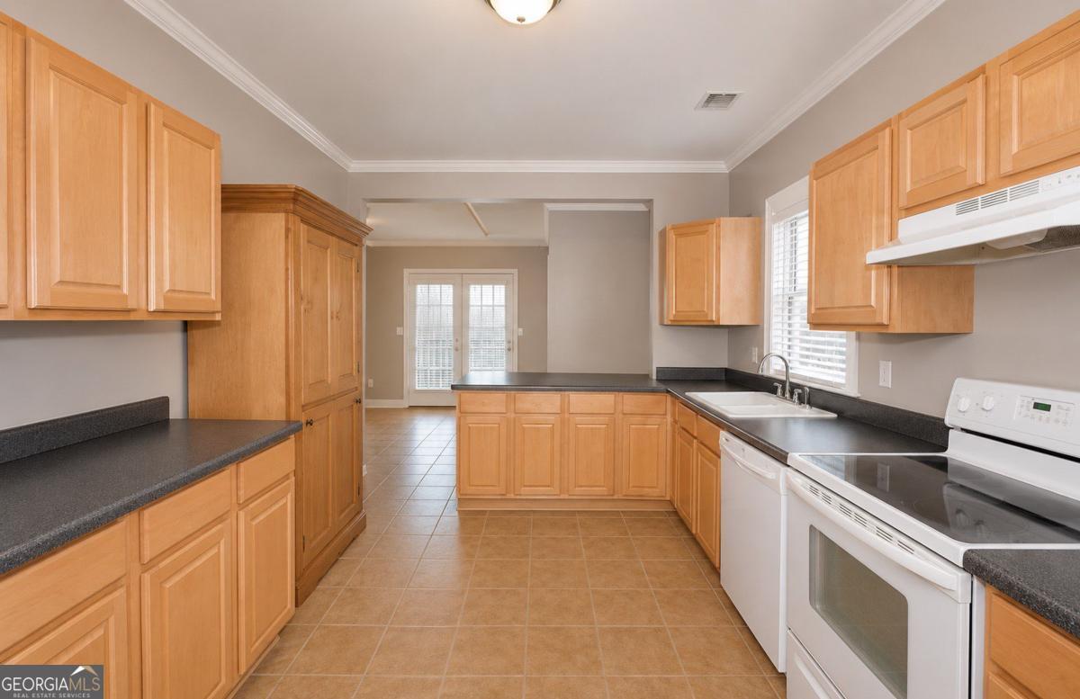 117 4th Avenue Property Photo 5