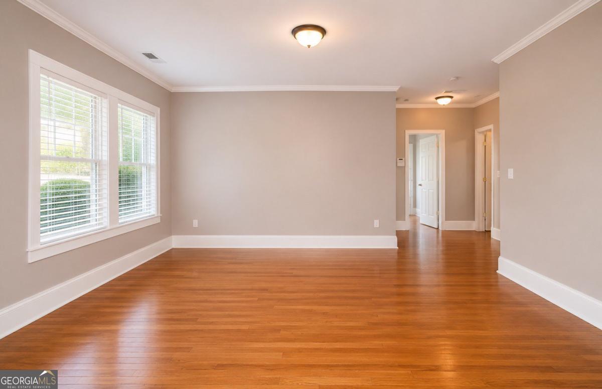 117 4th Avenue Property Photo 8