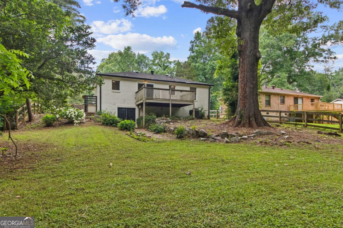1404 Cobb Branch Drive Property Photo 5