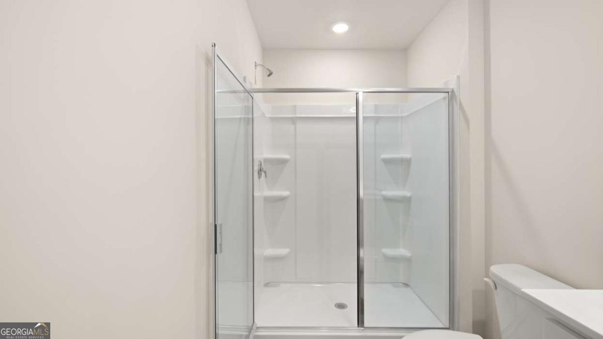 2052 Crossing Road Property Photo 18